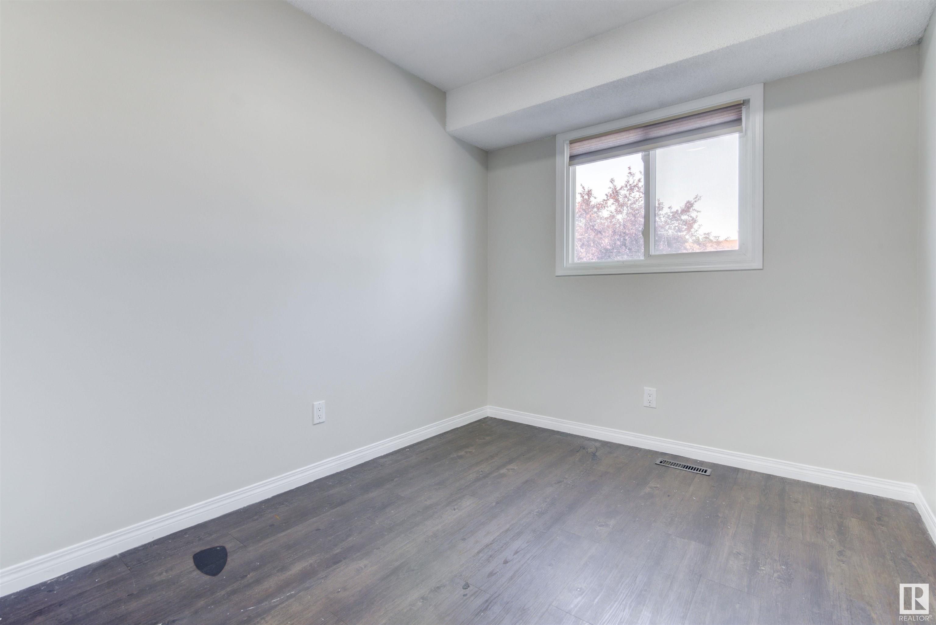      #22 10453 20 AV NW , Edmonton,  ,T6J 5H1 ;  Listing Number: MLS E4420988