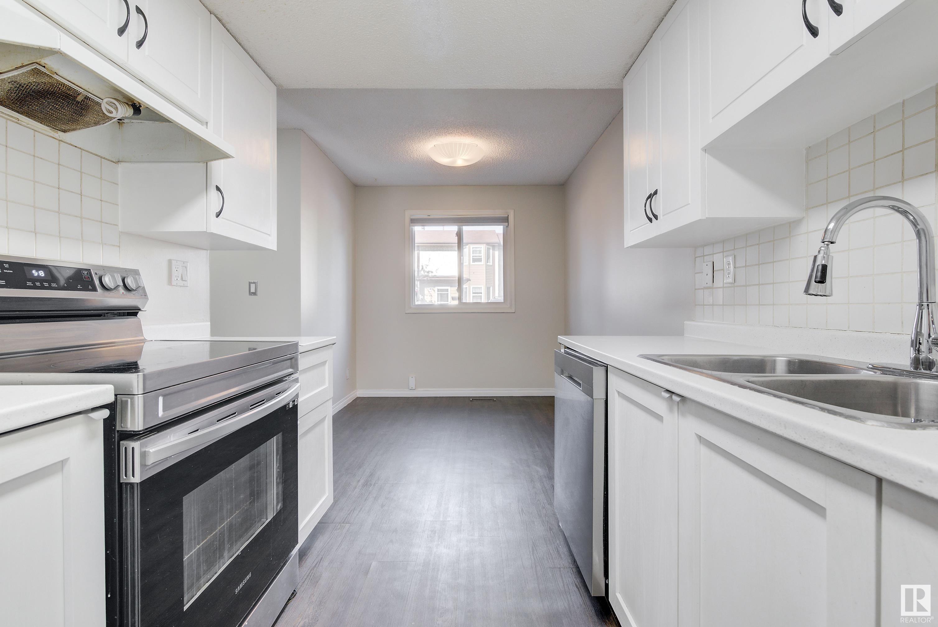      #22 10453 20 AV NW , Edmonton,  ,T6J 5H1 ;  Listing Number: MLS E4420988