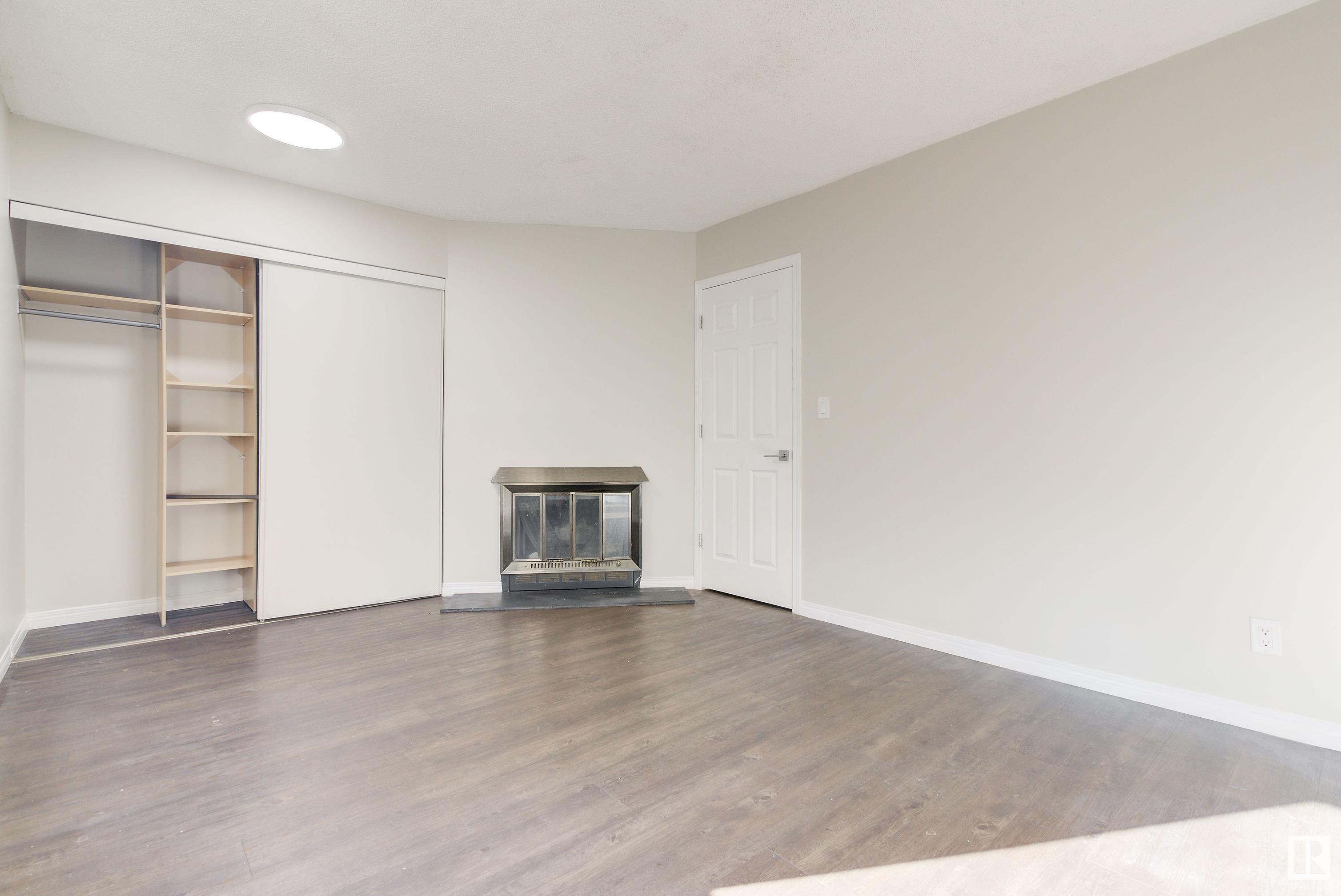      #22 10453 20 AV NW , Edmonton,  ,T6J 5H1 ;  Listing Number: MLS E4420988