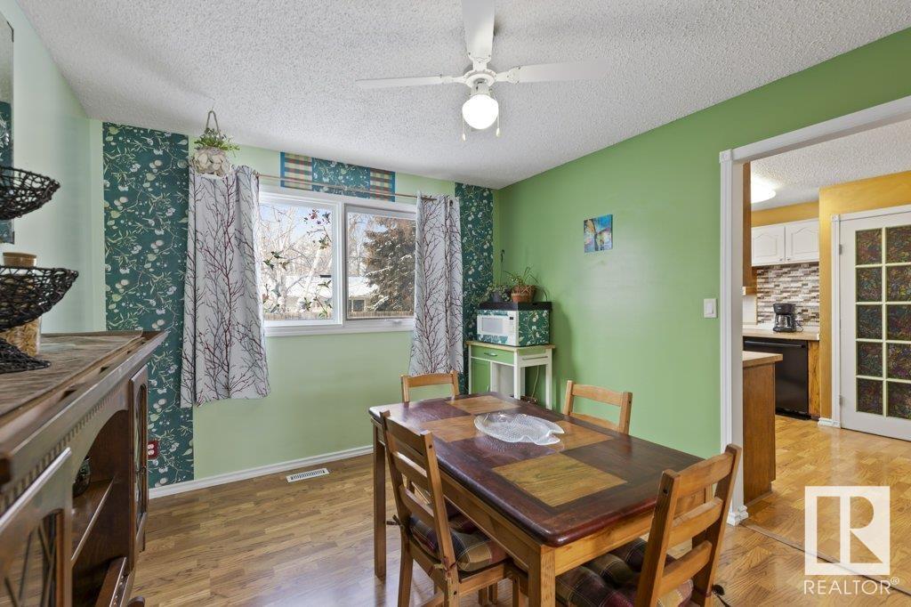      36 ARLINGTON DR , St. Albert,  ,T8N 2V5 ;  Listing Number: MLS E4420992