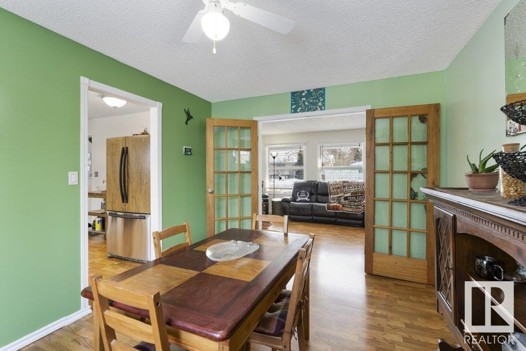      36 ARLINGTON DR , St. Albert,  ,T8N 2V5 ;  Listing Number: MLS E4420992