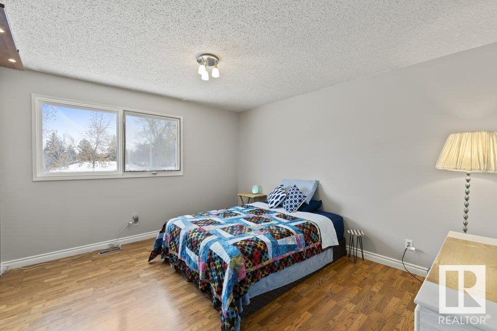      36 ARLINGTON DR , St. Albert,  ,T8N 2V5 ;  Listing Number: MLS E4420992