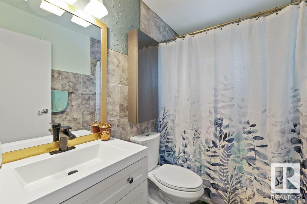      36 ARLINGTON DR , St. Albert,  ,T8N 2V5 ;  Listing Number: MLS E4420992