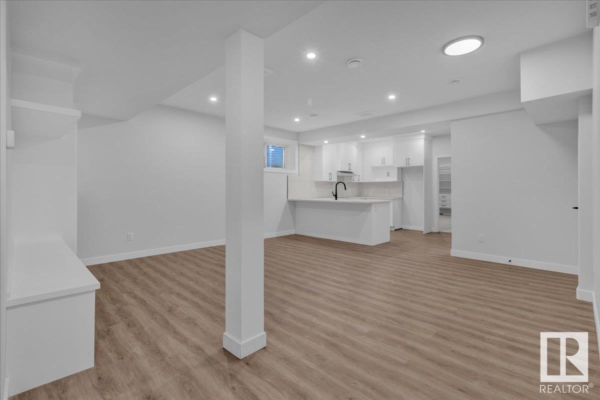      6722 Crawford WY SW , Edmonton,  ,T6W 1A6 ;  Listing Number: MLS E4420993