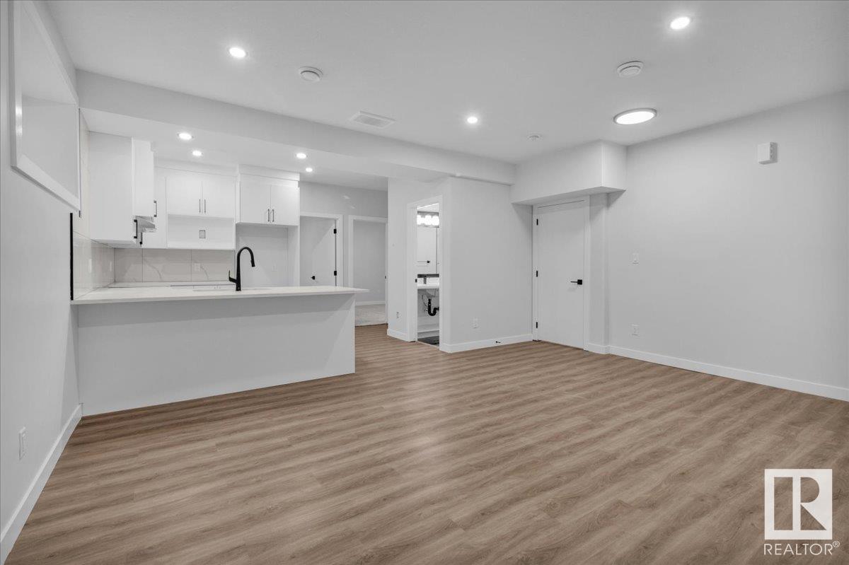      6722 Crawford WY SW , Edmonton,  ,T6W 1A6 ;  Listing Number: MLS E4420993