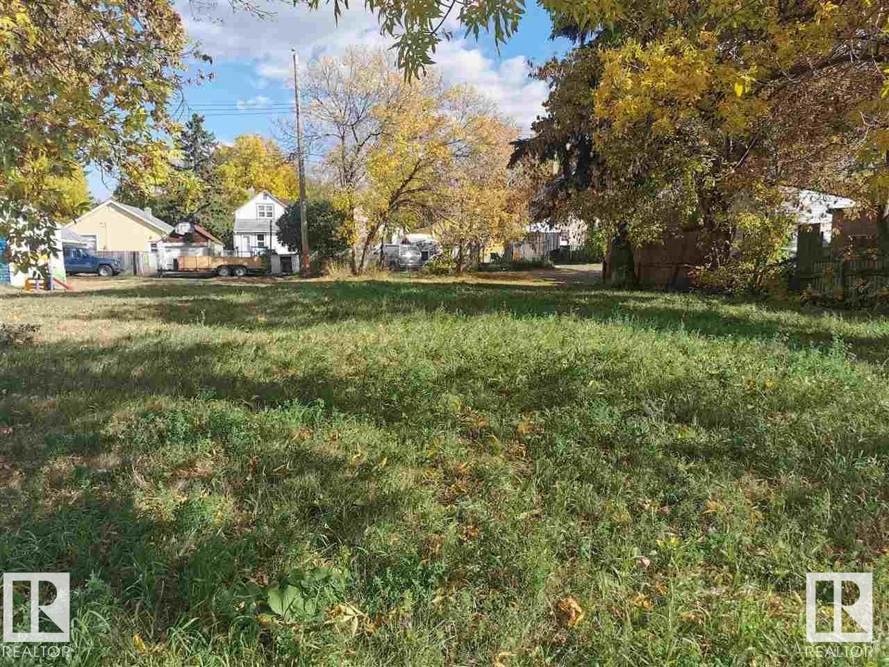 Photo 7 at 11833 Fort Road NW, Eastwood, Edmonton