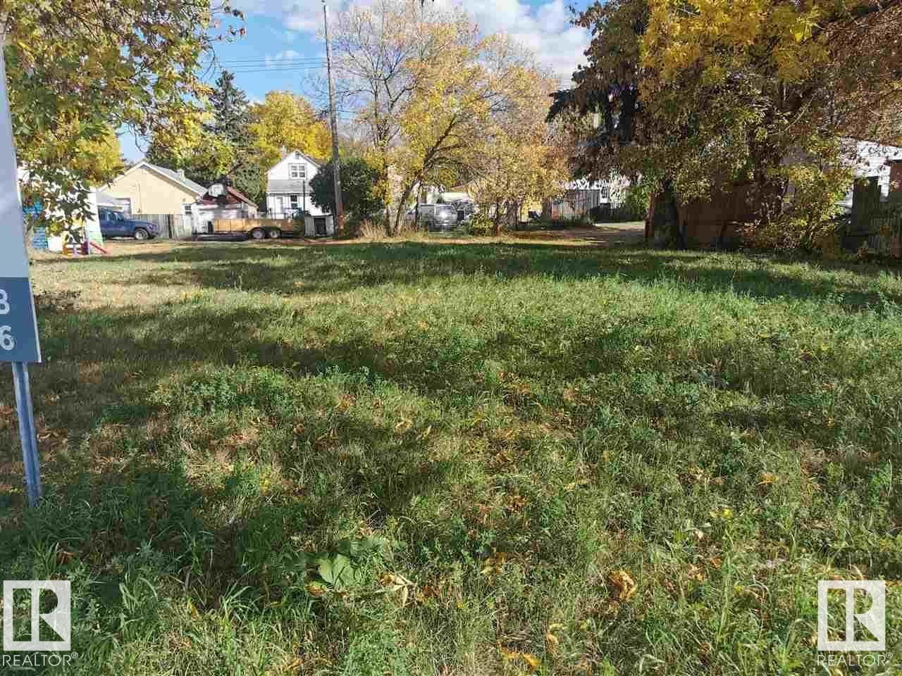 Photo 8 at 11833 Fort Road NW, Eastwood, Edmonton