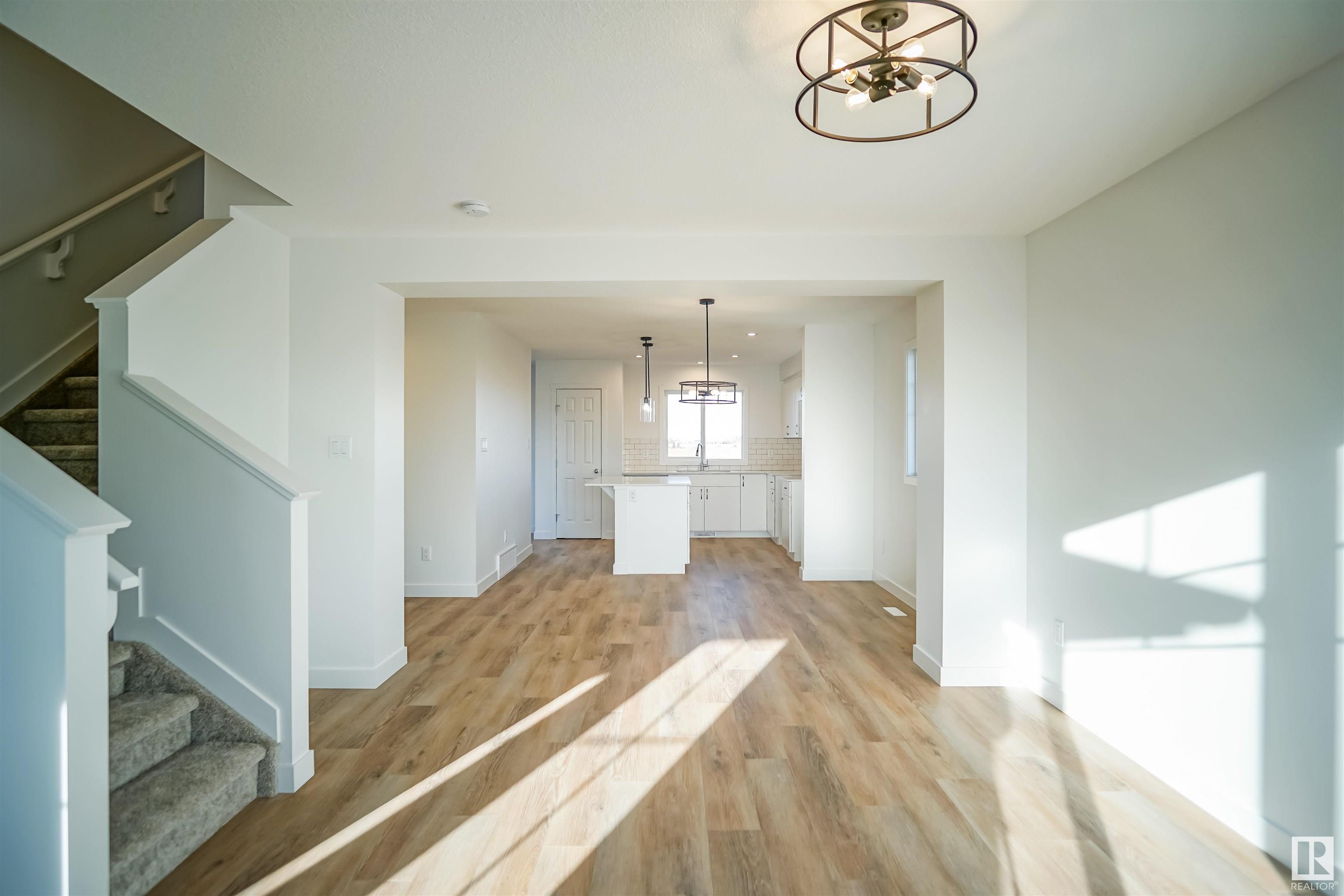 Photo 5 at 184 Savoy Crescent, Summerwood, Sherwood Park