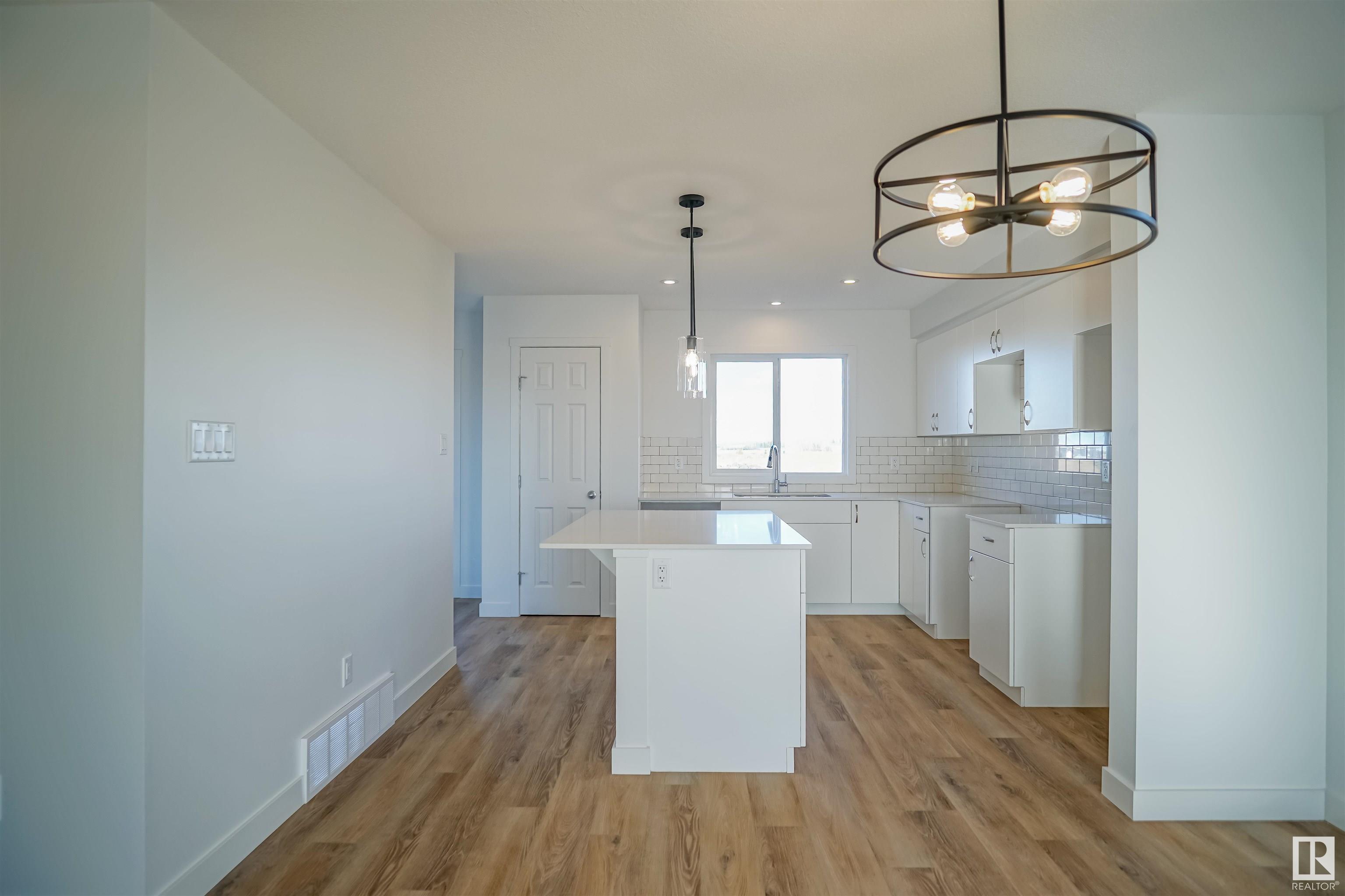 Photo 8 at 184 Savoy Crescent, Summerwood, Sherwood Park