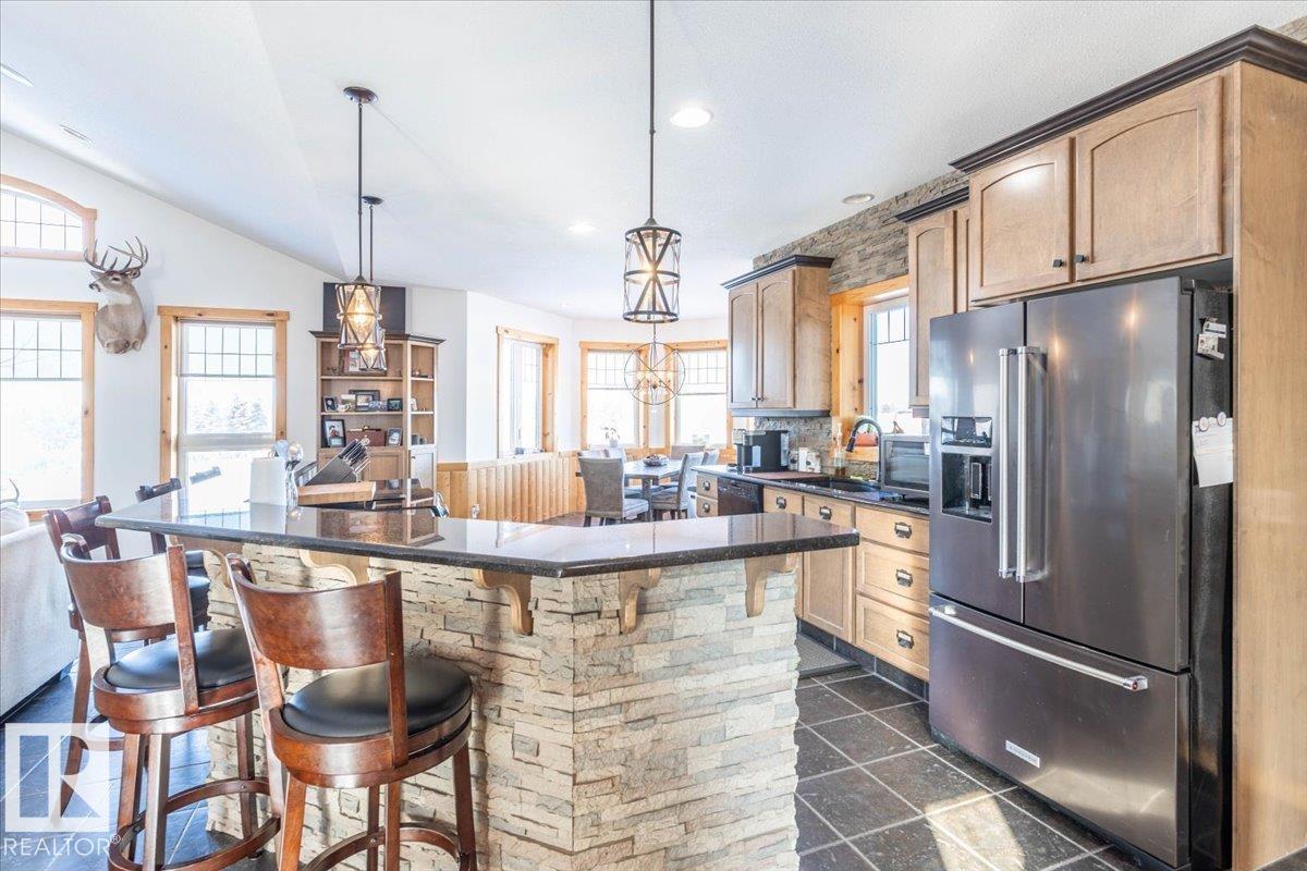 Photo 13 at 49274 Rge Road 274, None, Rural Leduc County