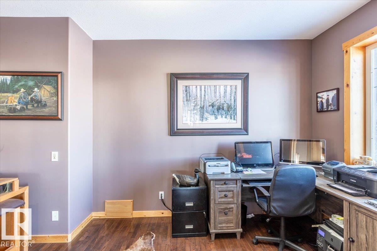Photo 19 at 49274 Rge Road 274, None, Rural Leduc County