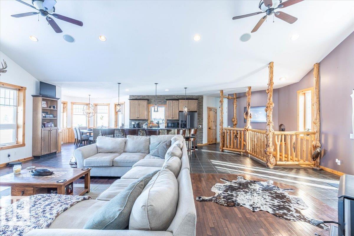 Photo 21 at 49274 Rge Road 274, None, Rural Leduc County