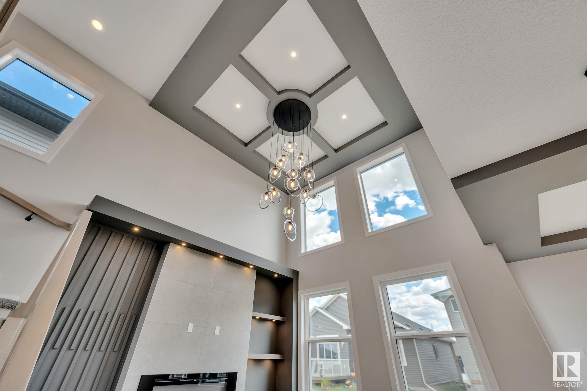 Photo 4 at 29 Darby Crescent, Deer Park, Spruce Grove