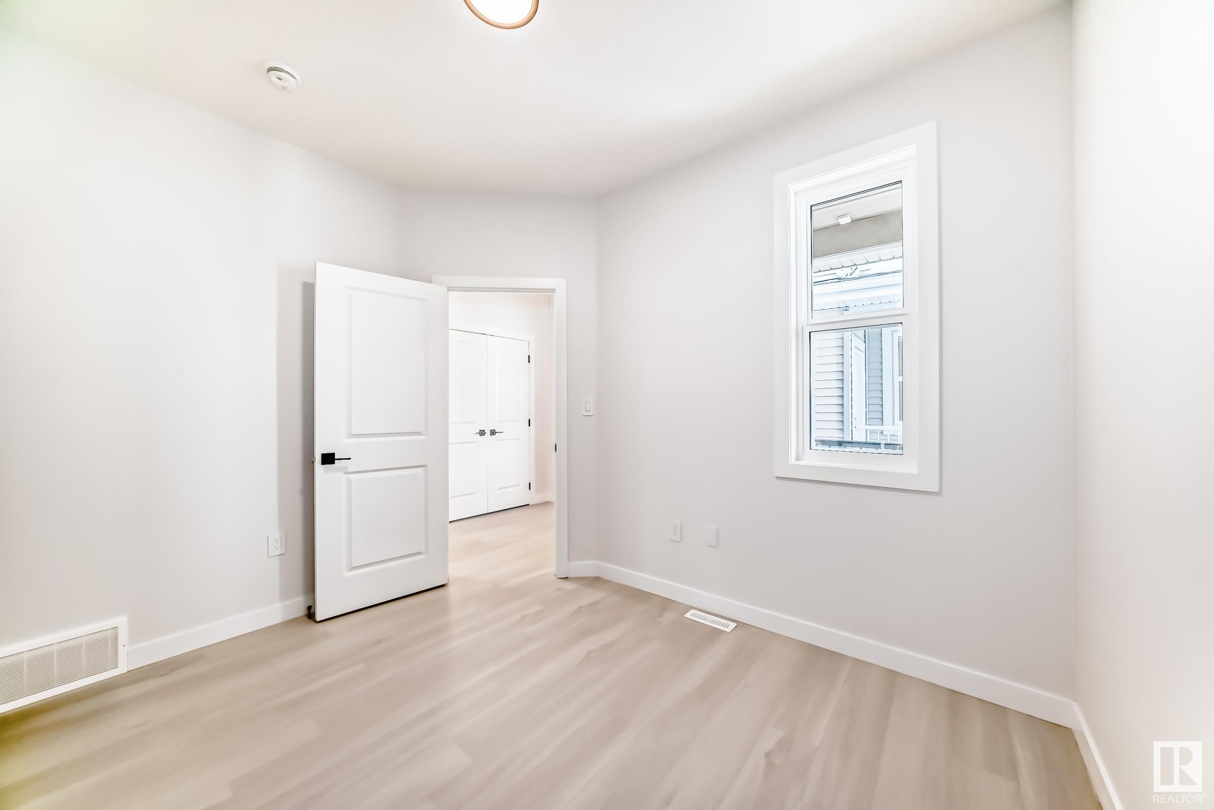 Photo 19 at 32 Ashbury Crescent, Jesperdale, Spruce Grove