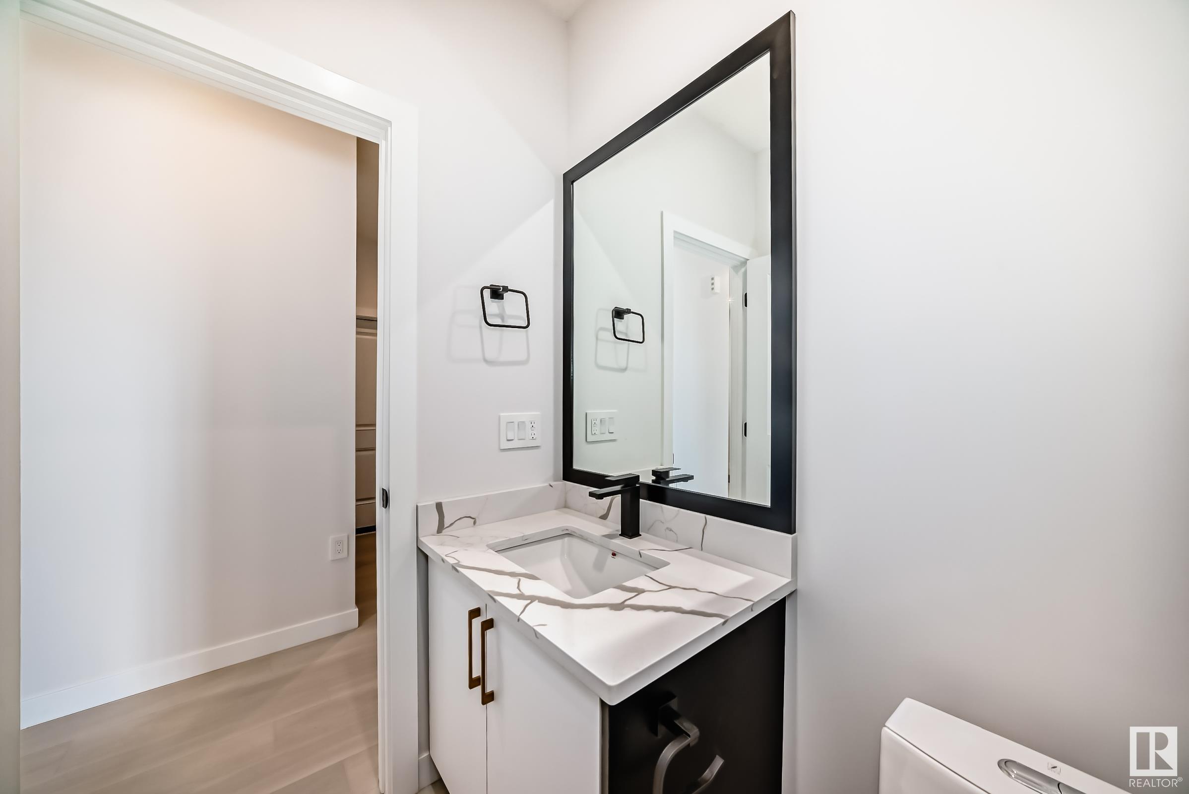 Photo 21 at 32 Ashbury Crescent, Jesperdale, Spruce Grove
