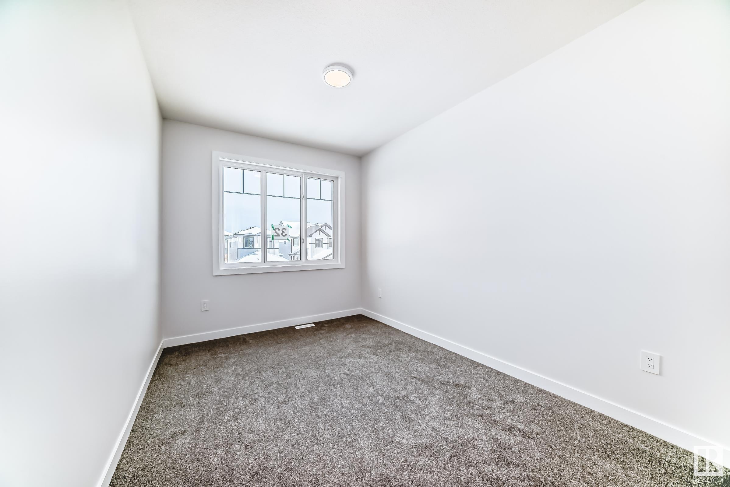 Photo 37 at 32 Ashbury Crescent, Jesperdale, Spruce Grove
