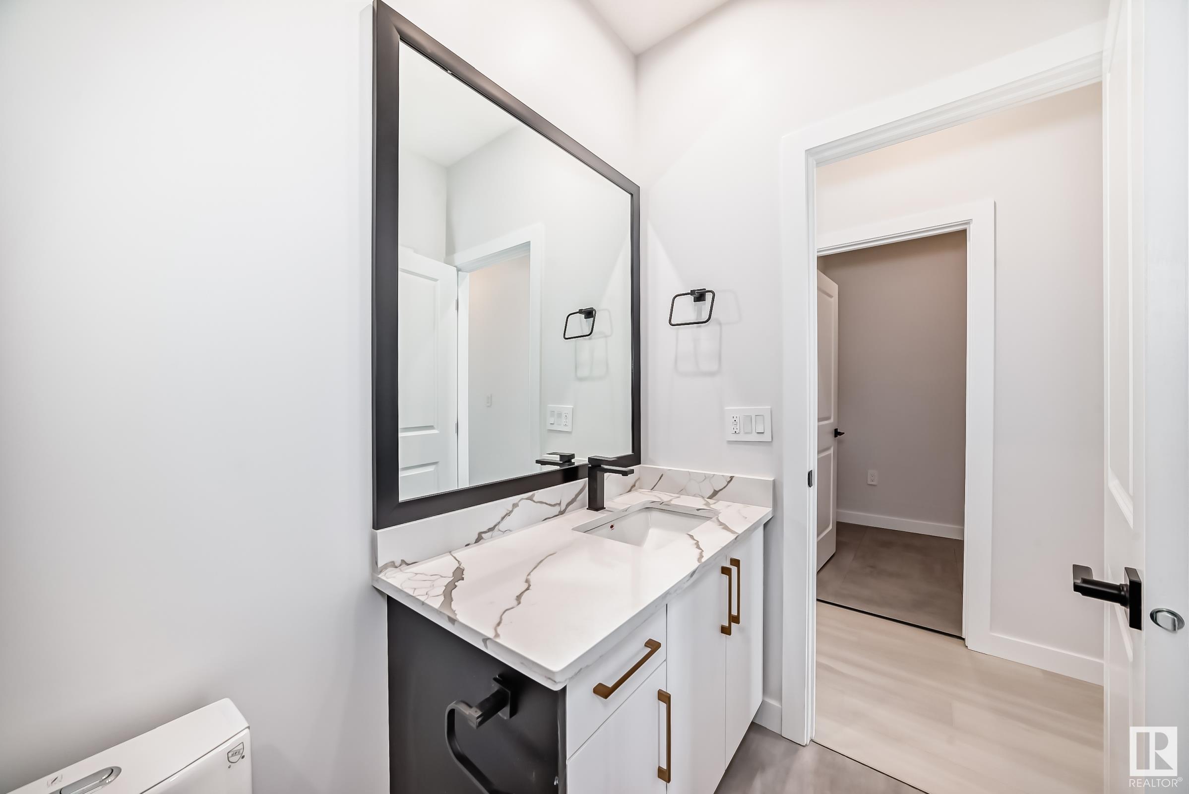 Photo 45 at 32 Ashbury Crescent, Jesperdale, Spruce Grove