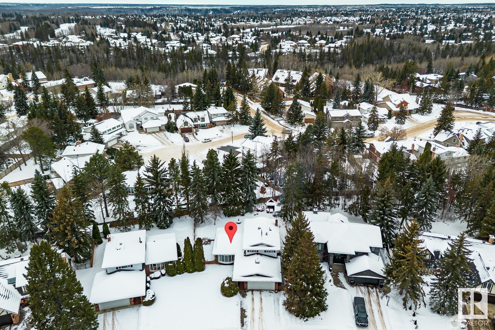http://cdnparap120.paragonrels.com/ParagonImages/Property/p12/RAE/225335417/67/0/0/6699db6588728bfc6b02f227e54763df/1/43a5fbbad8bd0248bee274672fef66fc/225335417-89fd008e-09d9-4365-9118-e578c8bb0884.JPG