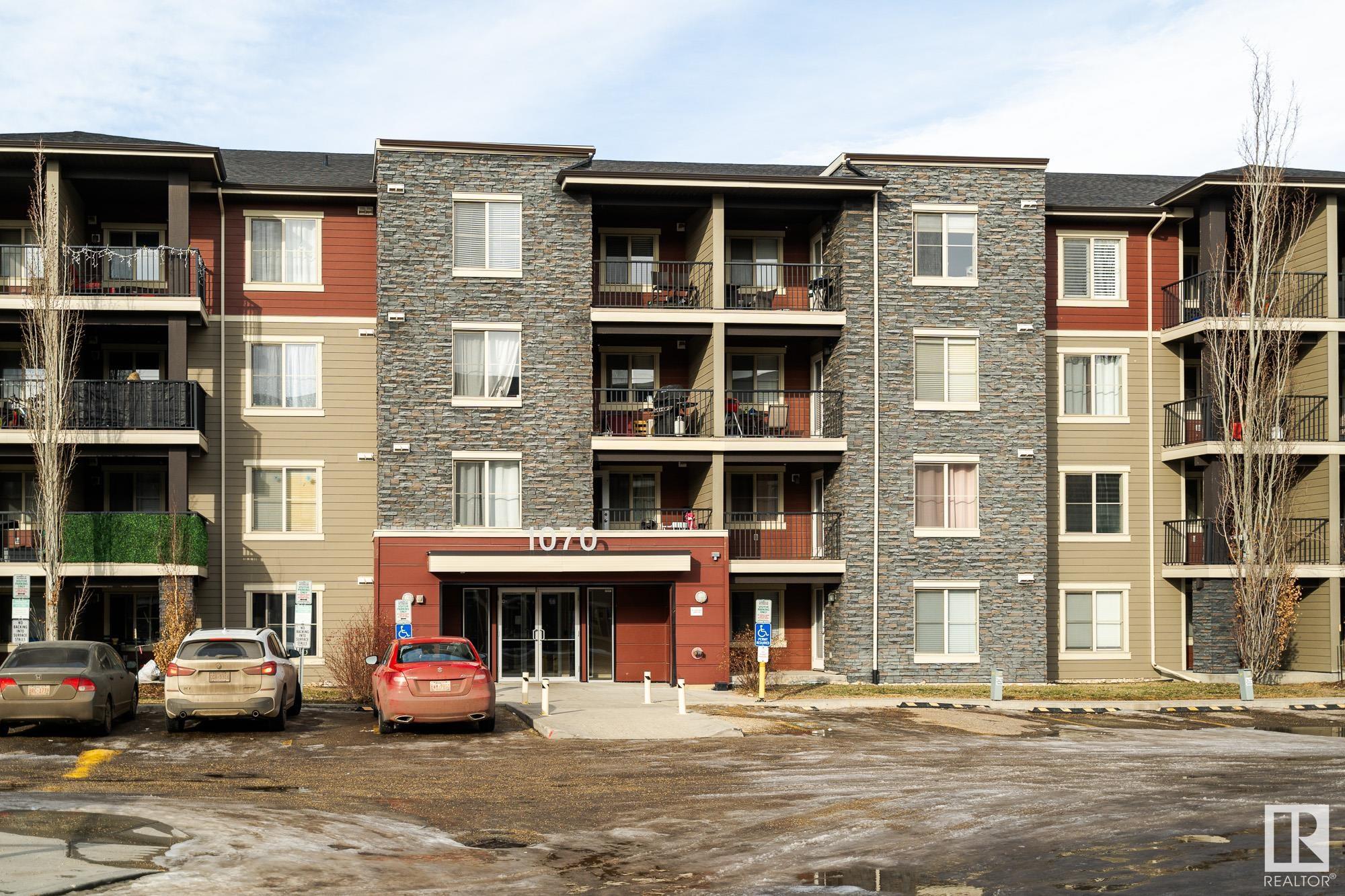 http://cdnparap120.paragonrels.com/ParagonImages/Property/p12/RAE/225336373/50/0/0/2678bc6c4fda938e2d2a98c689c05053/1/d48e04070b4e8ad2542eac45a001df04/225336373-fb0887cc-a000-4ae7-bcc0-6bf2b2383ac5.JPG