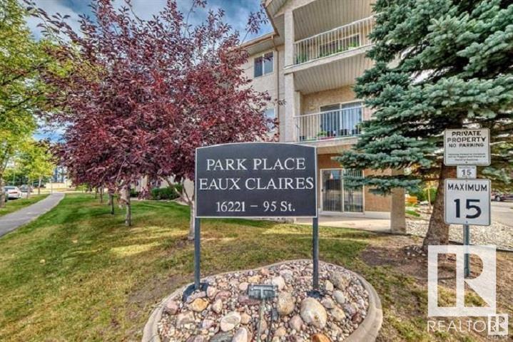http://cdnparap120.paragonrels.com/ParagonImages/Property/p12/RAE/225336645/1/0/0/3232eeae751c10b3b44c3c8b721ee369/1/cad792fb43c186ad56a1ec66c316cd3c/225336645-f476bde3-8b42-4b57-a2ae-47f6159355f8.JPG