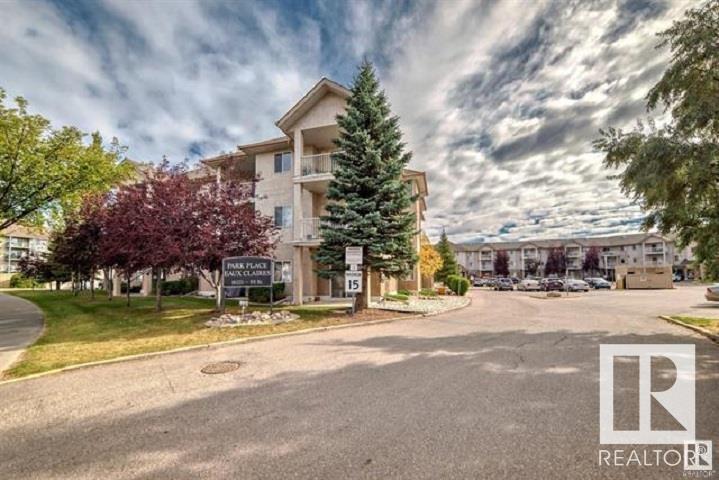 http://cdnparap120.paragonrels.com/ParagonImages/Property/p12/RAE/225336645/17/0/0/fec75388fe95677246cbd150ac86572a/1/cad792fb43c186ad56a1ec66c316cd3c/225336645-14094092-4c7e-466d-90d1-e50d3ffe06c6.JPG