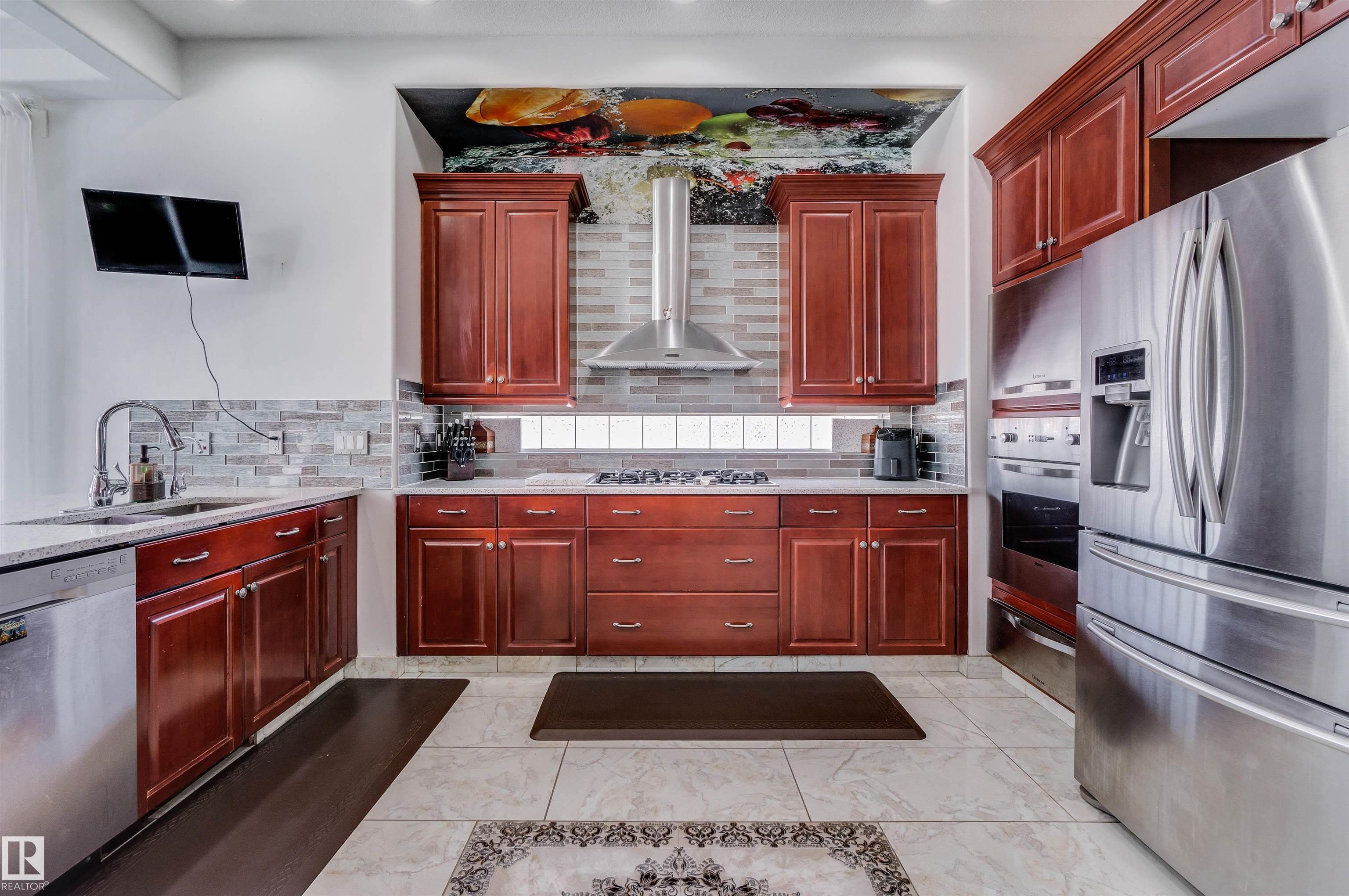 Photo 17 at 251 Galland Close NW, Glastonbury, Edmonton