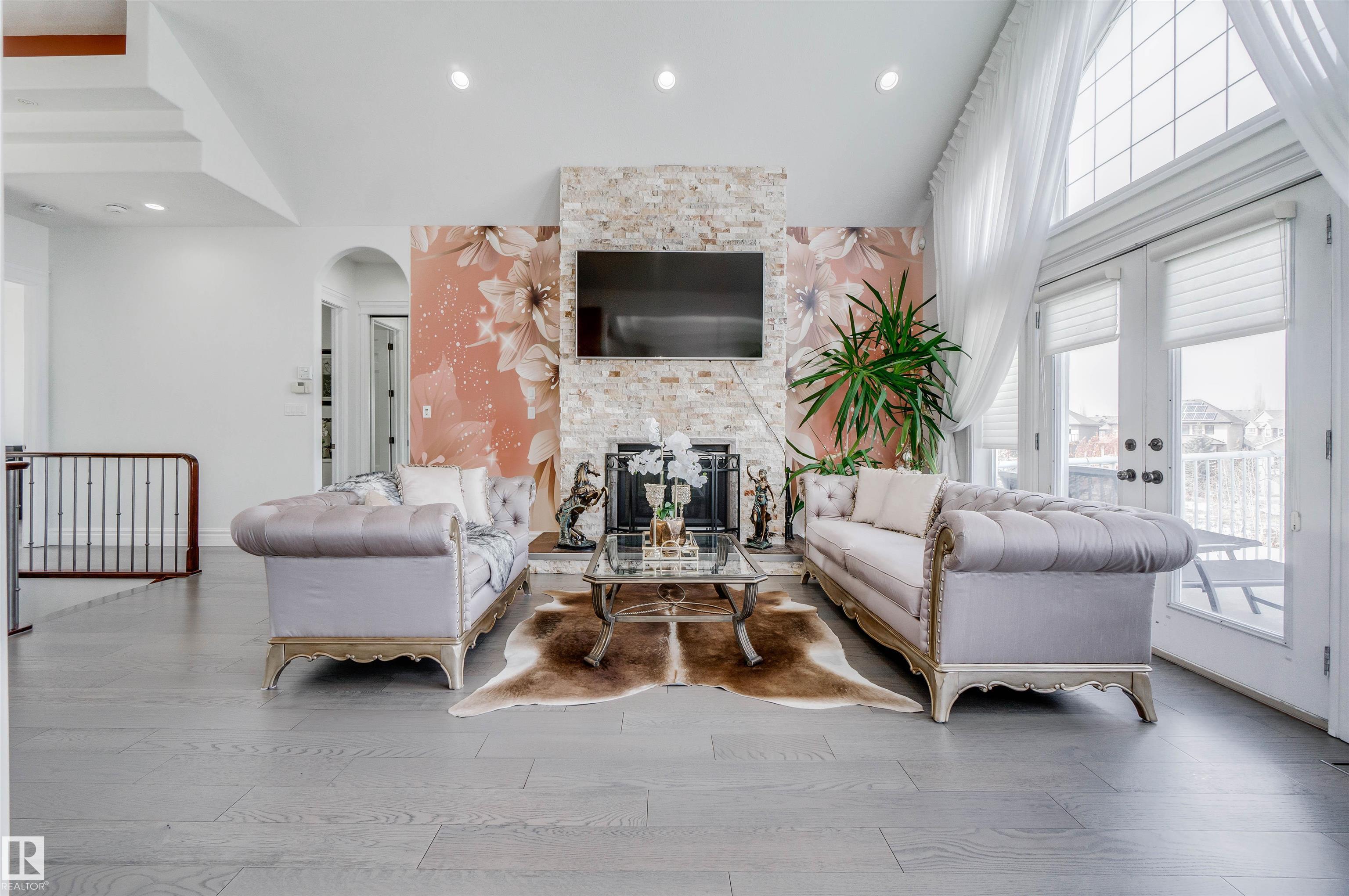 Photo 6 at 251 Galland Close NW, Glastonbury, Edmonton