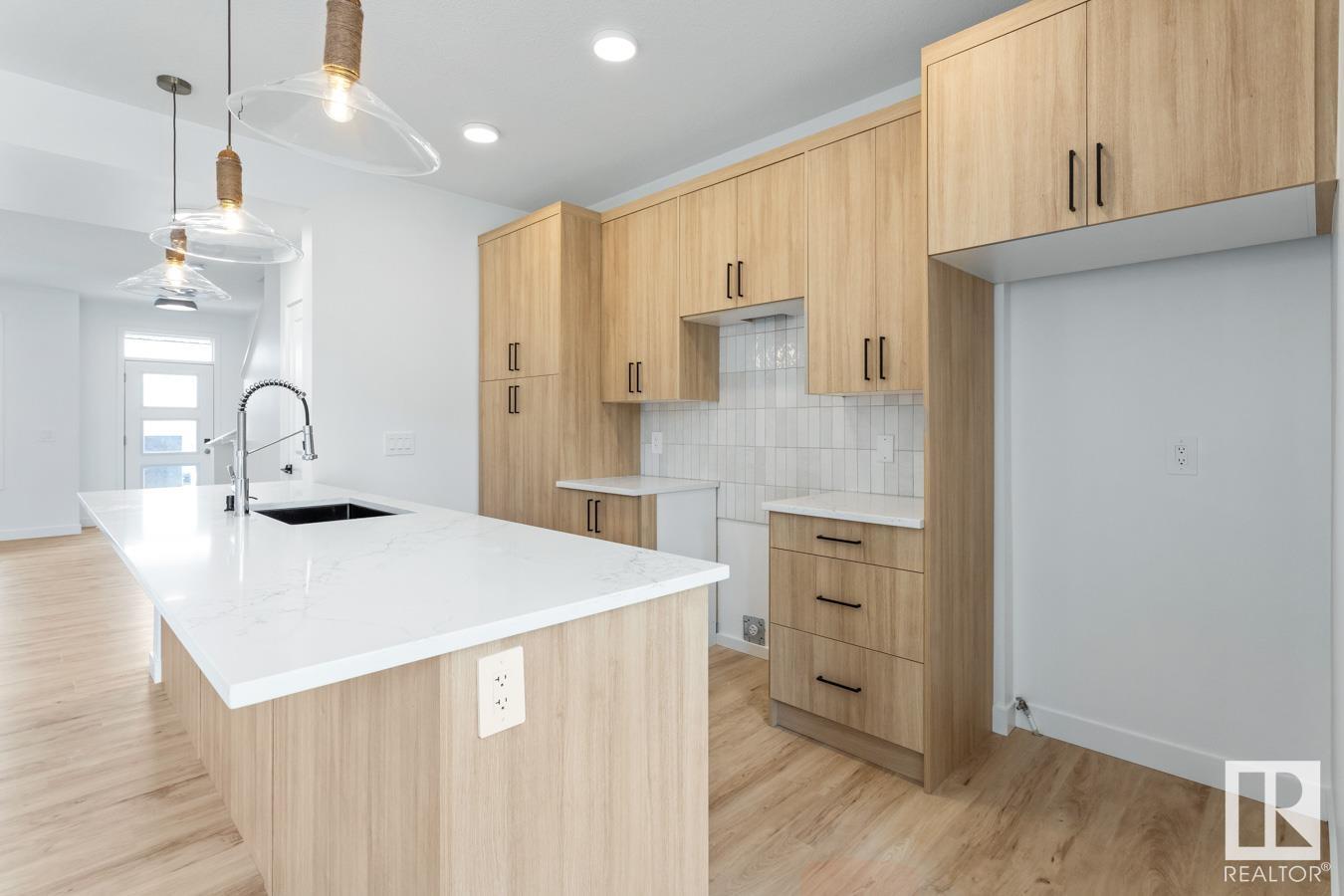 Photo 14 at 609 Cambrian Boulevard, Cambrian, Sherwood Park