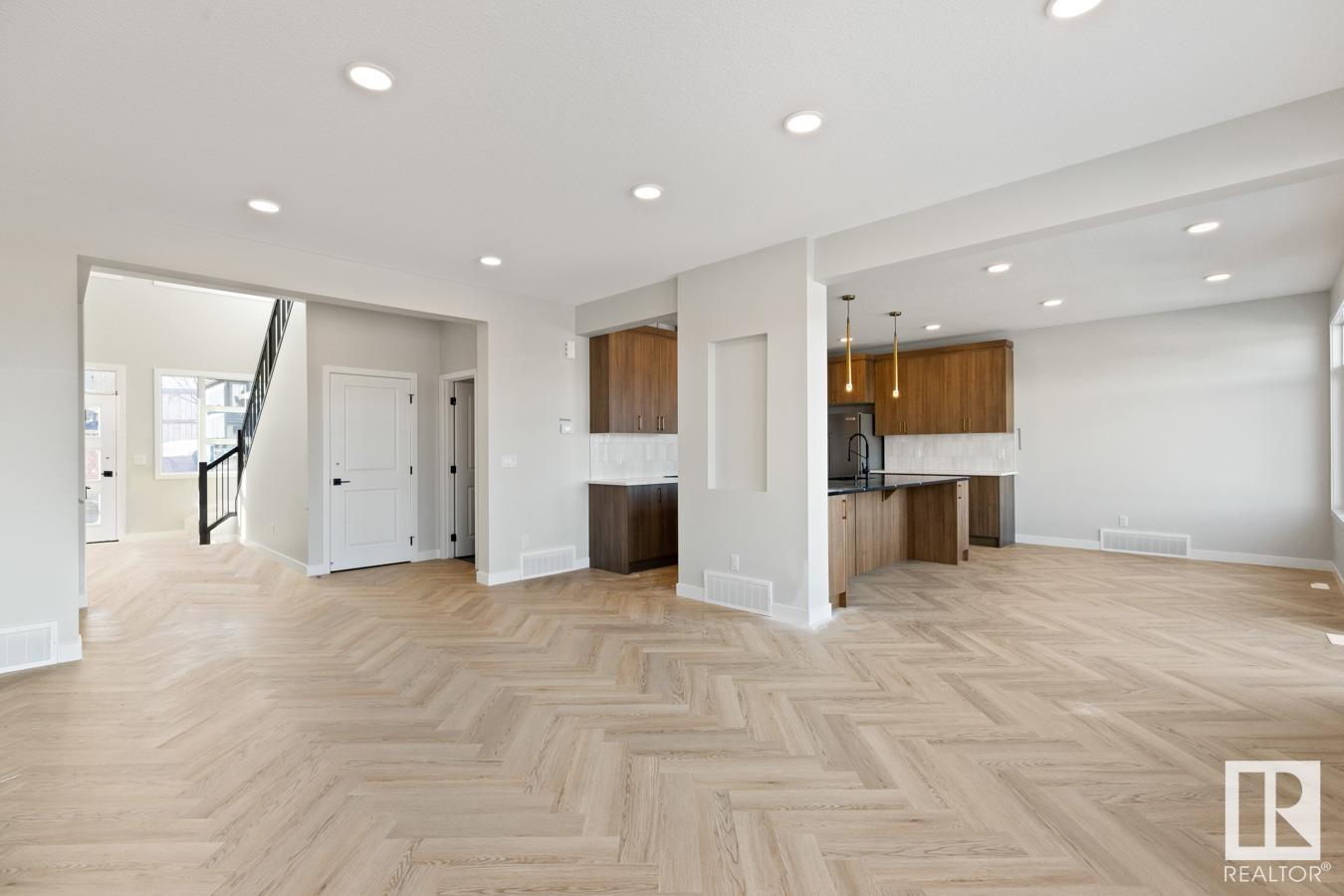 Photo 2 at 186 Corral Circle, Cambrian, Sherwood Park