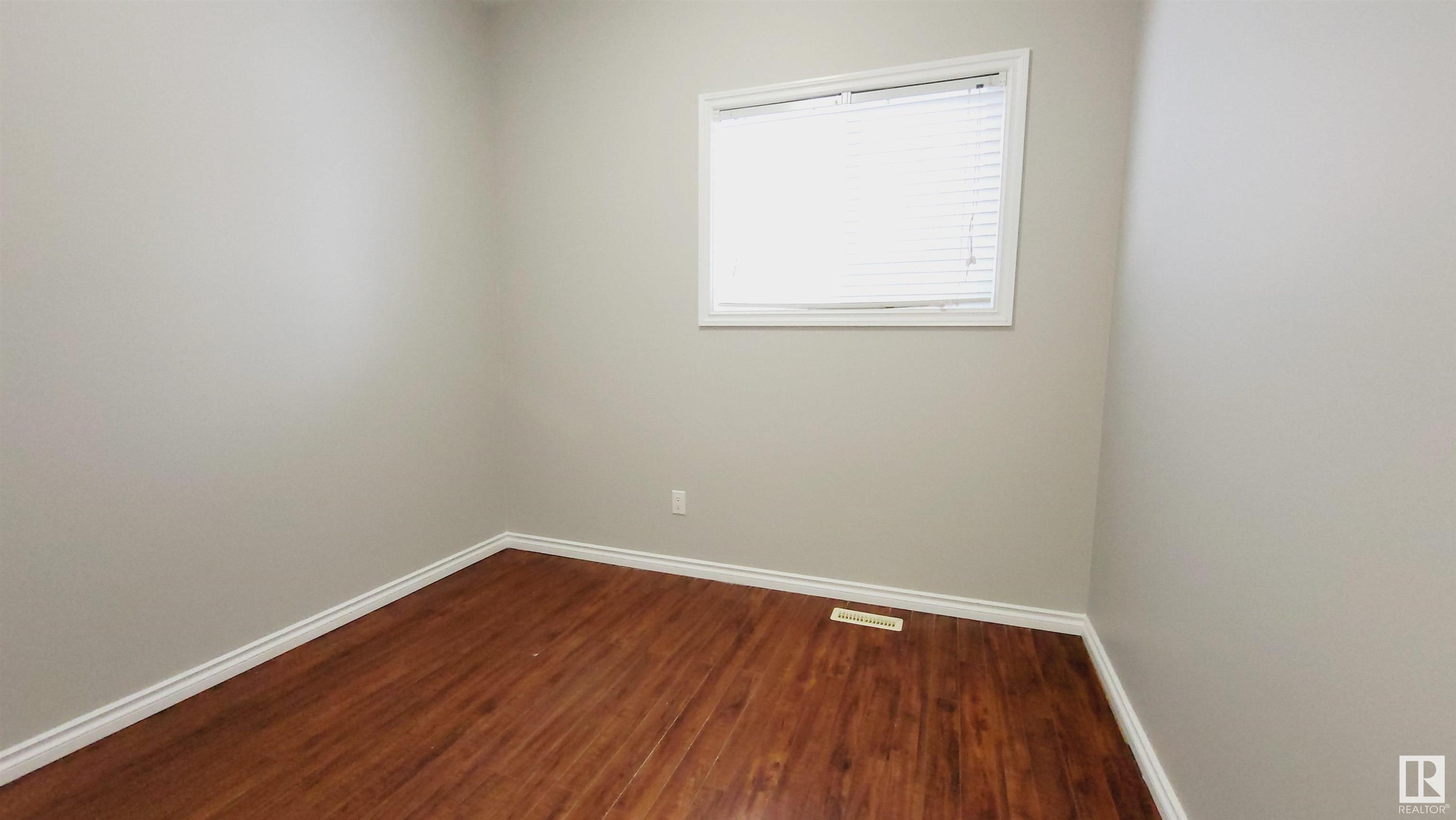 Photo 11 at 10220 150 Street NW, Canora, Edmonton