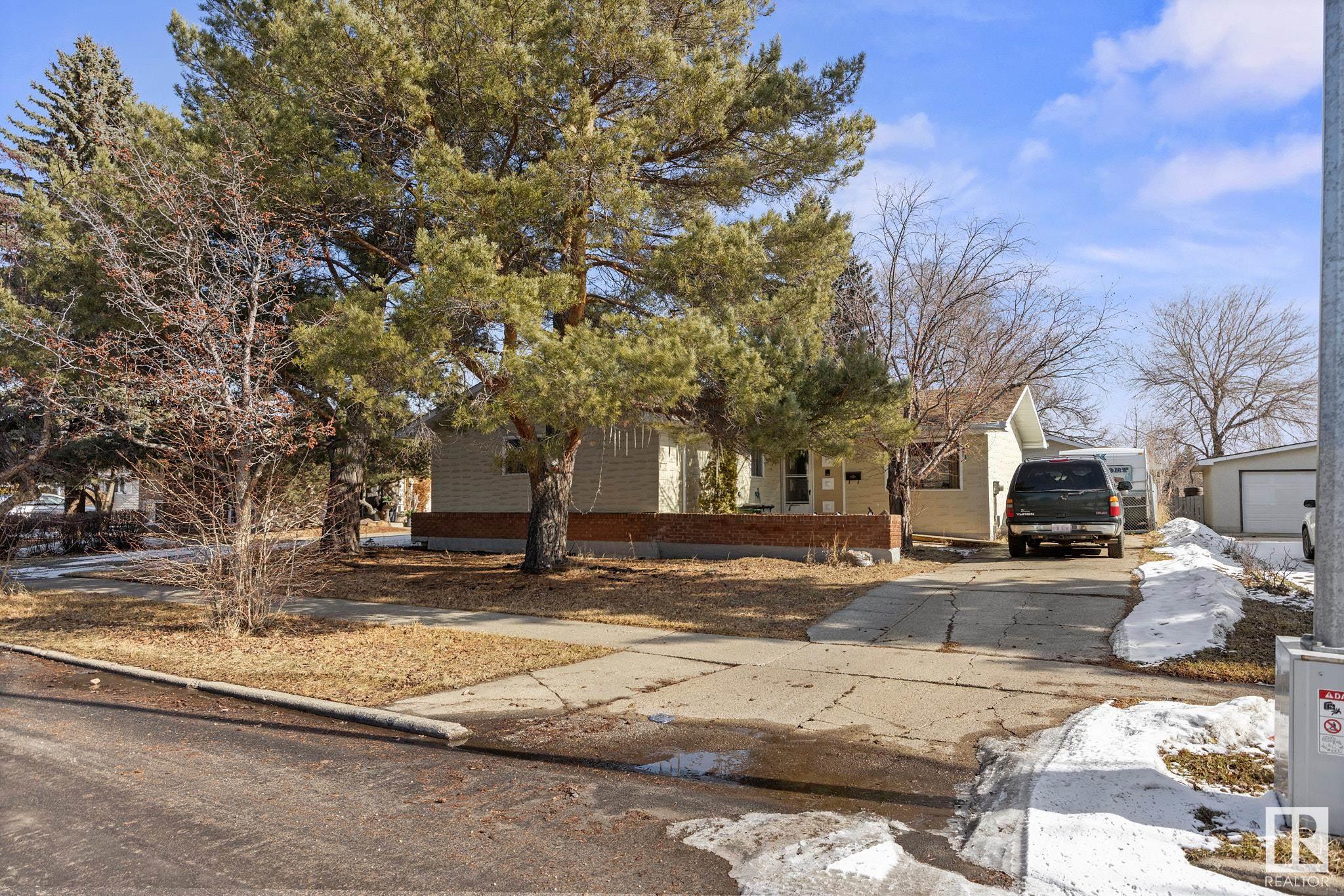 8107 171 Street Nw, Thorncliffe, Edmonton 2