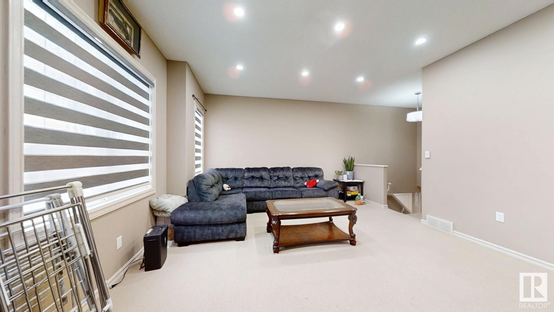 Photo 22 at 3363 25 Avenue Nw, Silver Berry, Edmonton