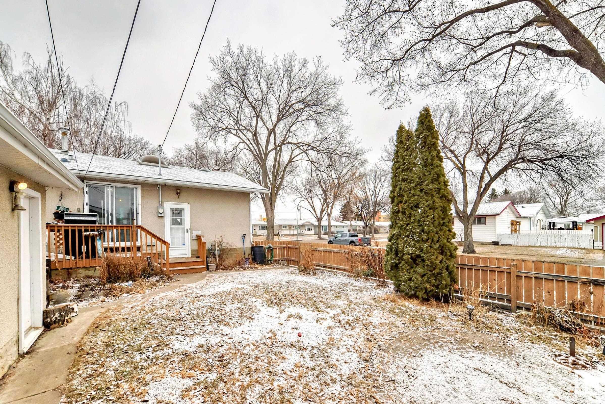 Photo 35 at 15201 110a Avenue Nw, High Park, Edmonton