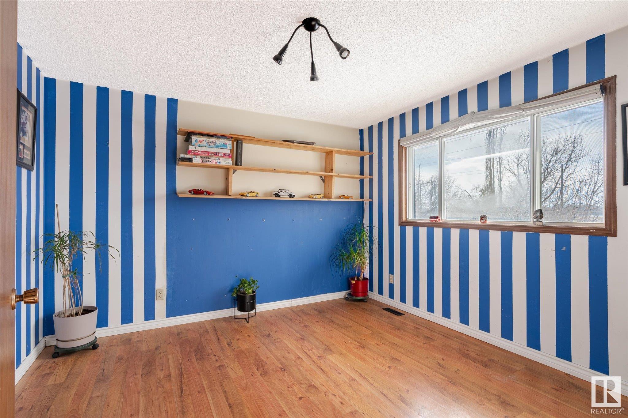 Photo 26 at 9740 190 Street Nw, La Perle, Edmonton