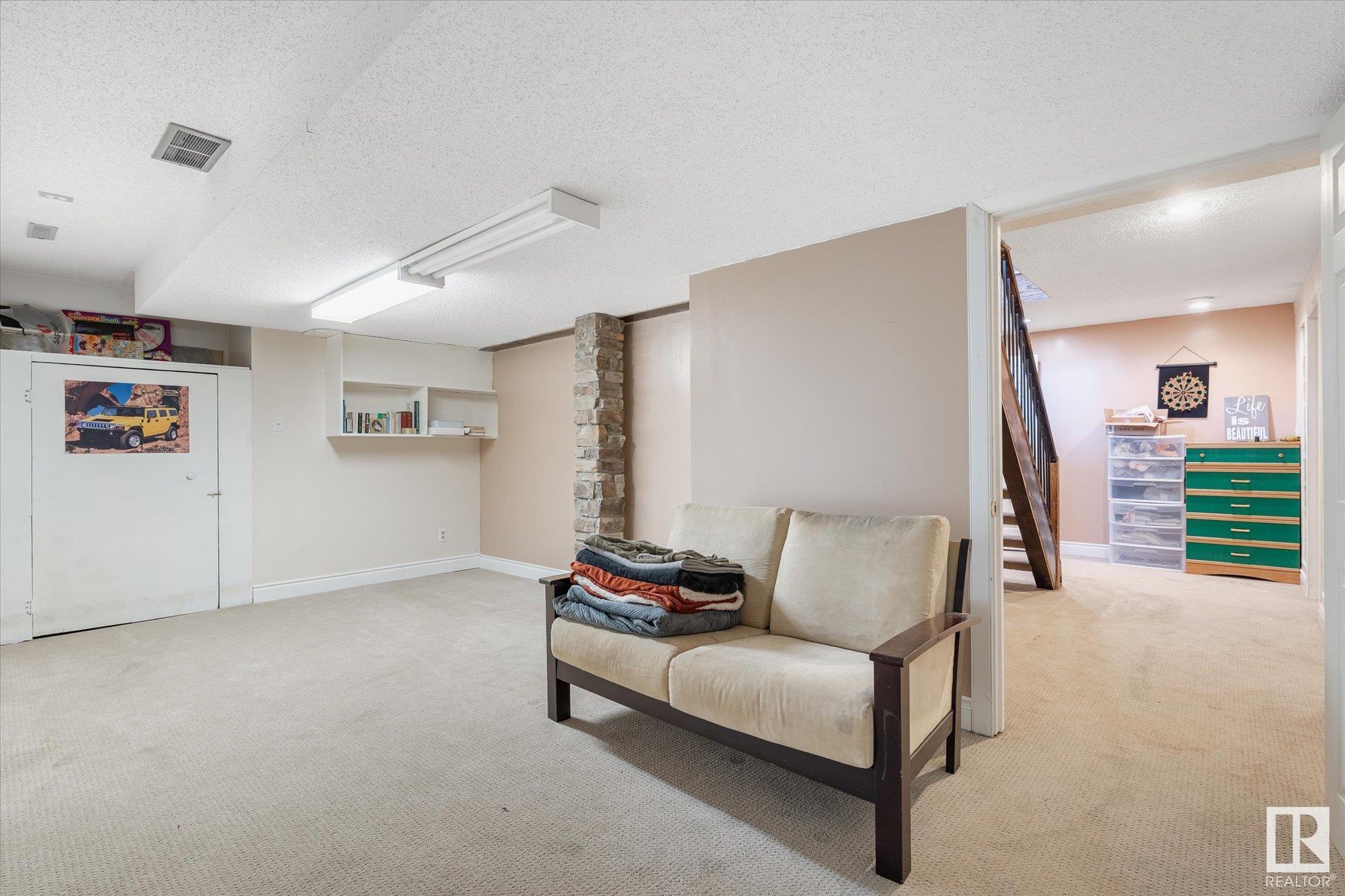 Photo 32 at 9740 190 Street Nw, La Perle, Edmonton