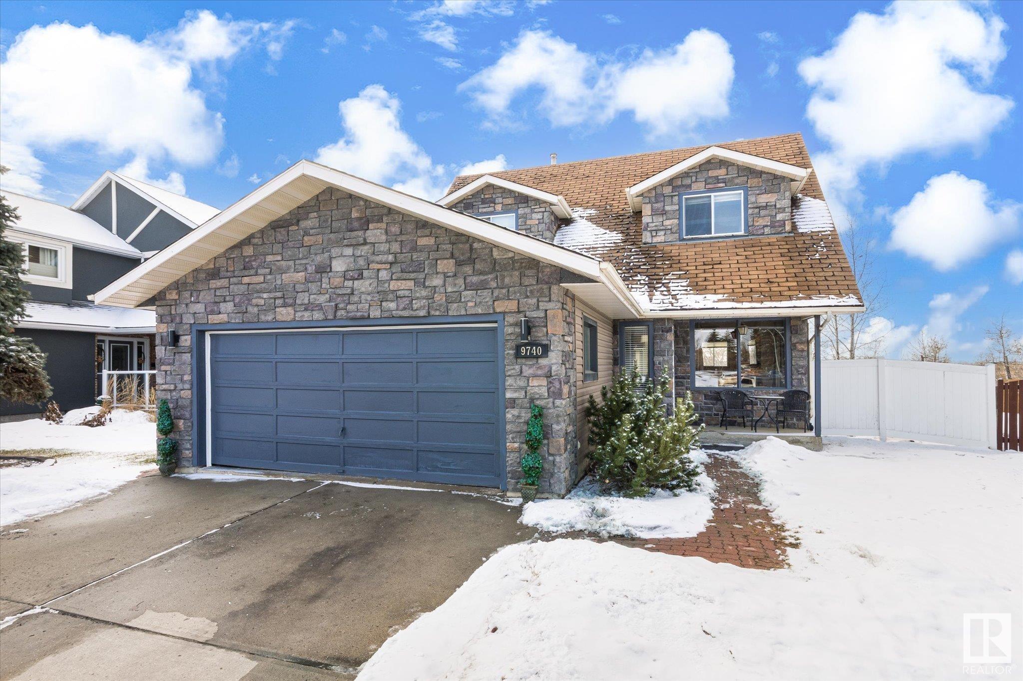 Photo 38 at 9740 190 Street Nw, La Perle, Edmonton