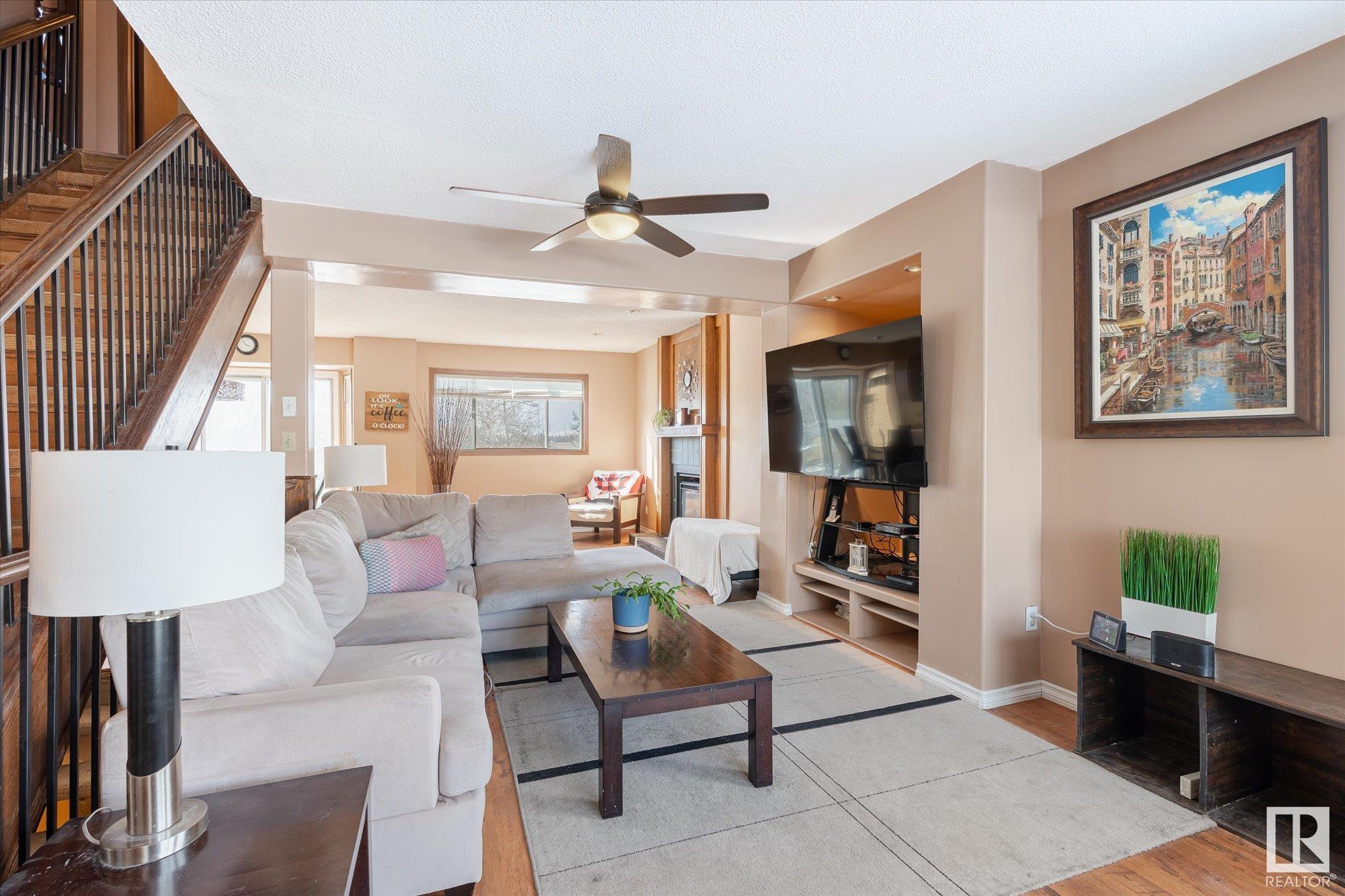 Photo 5 at 9740 190 Street Nw, La Perle, Edmonton