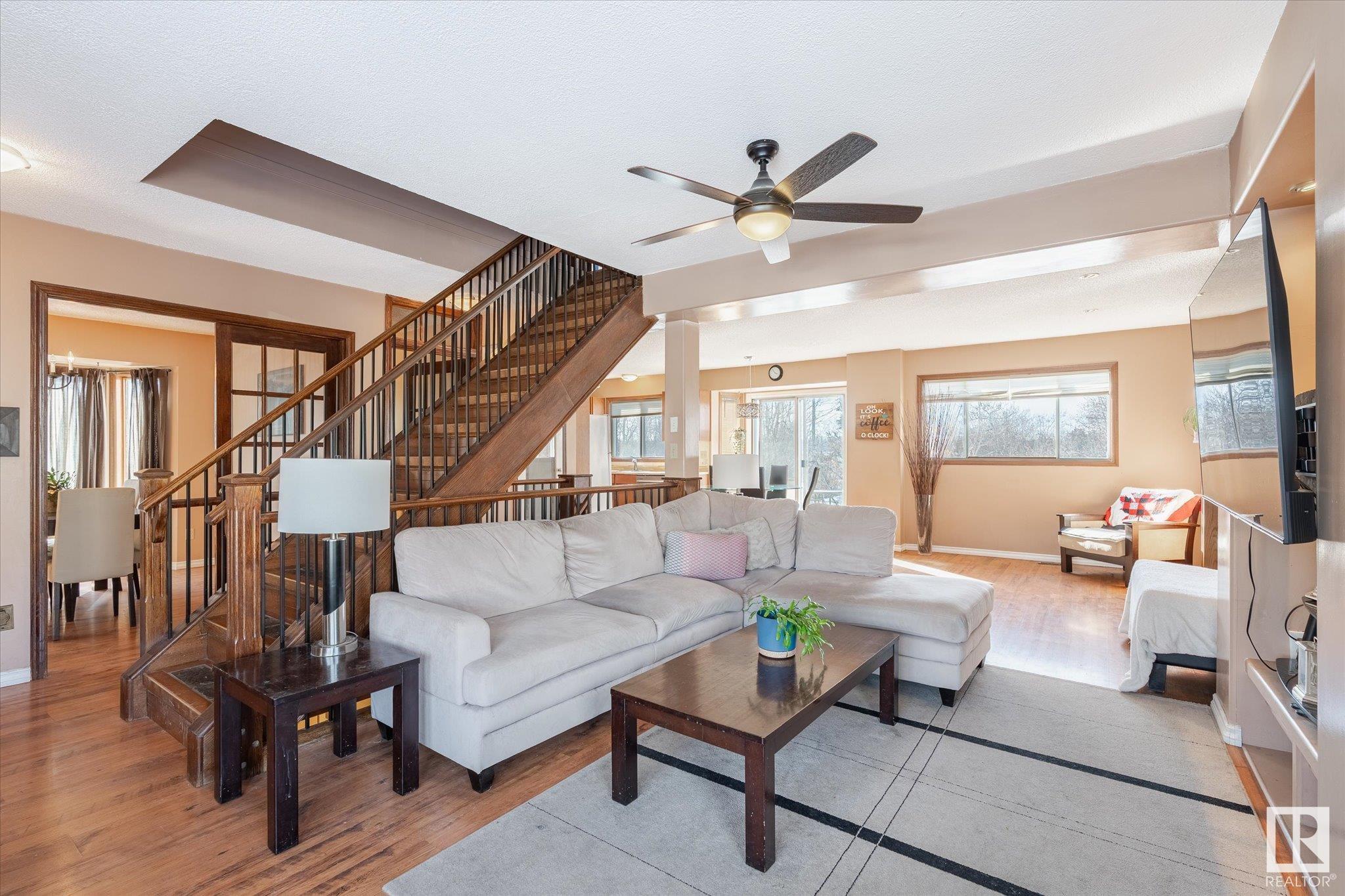 Photo 6 at 9740 190 Street Nw, La Perle, Edmonton