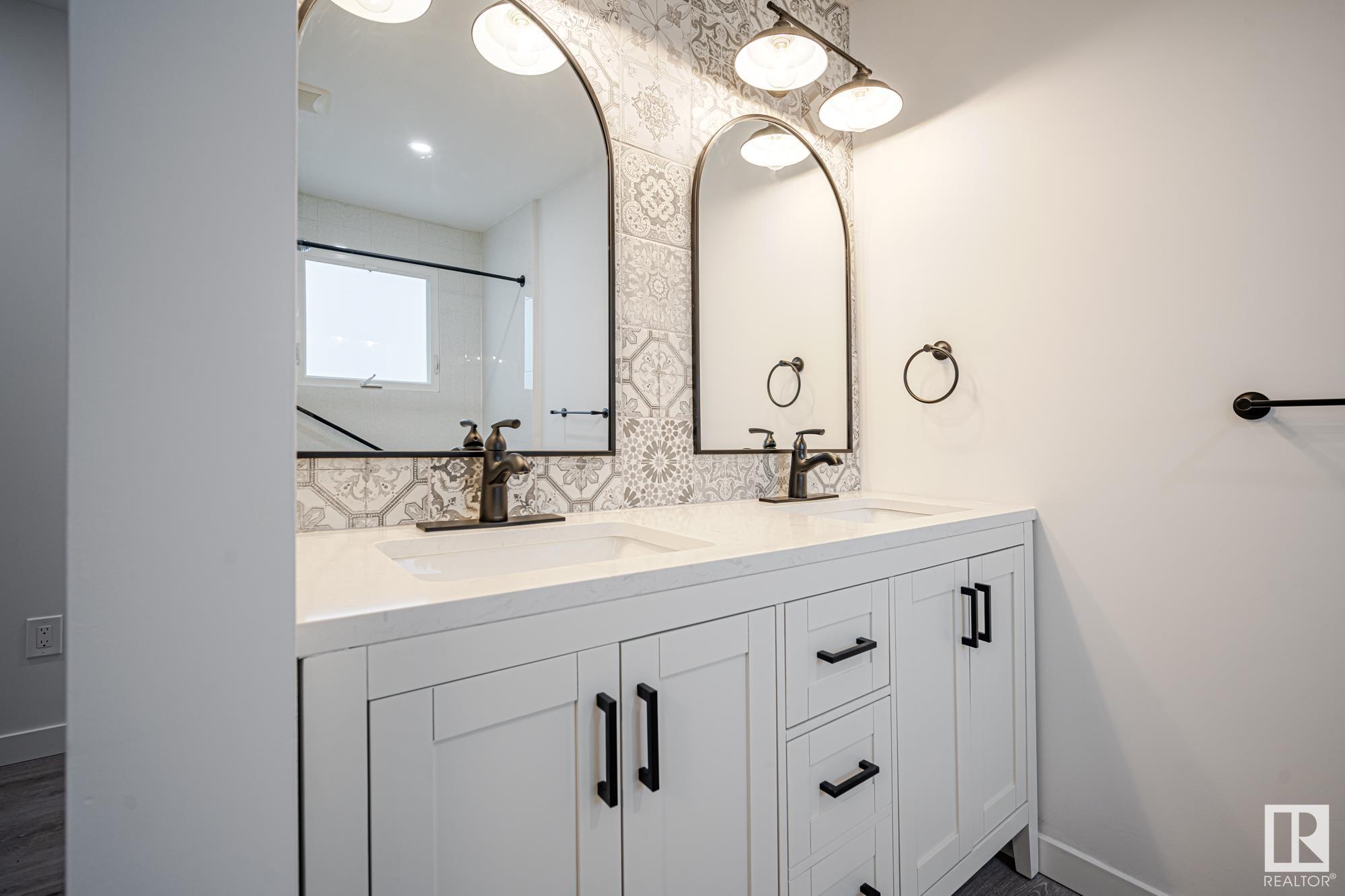 Photo 16 at 12140 39 Street Nw, Beacon Heights, Edmonton
