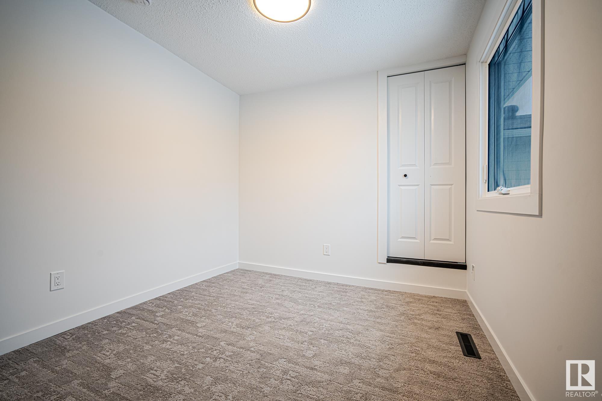 Photo 19 at 12140 39 Street Nw, Beacon Heights, Edmonton