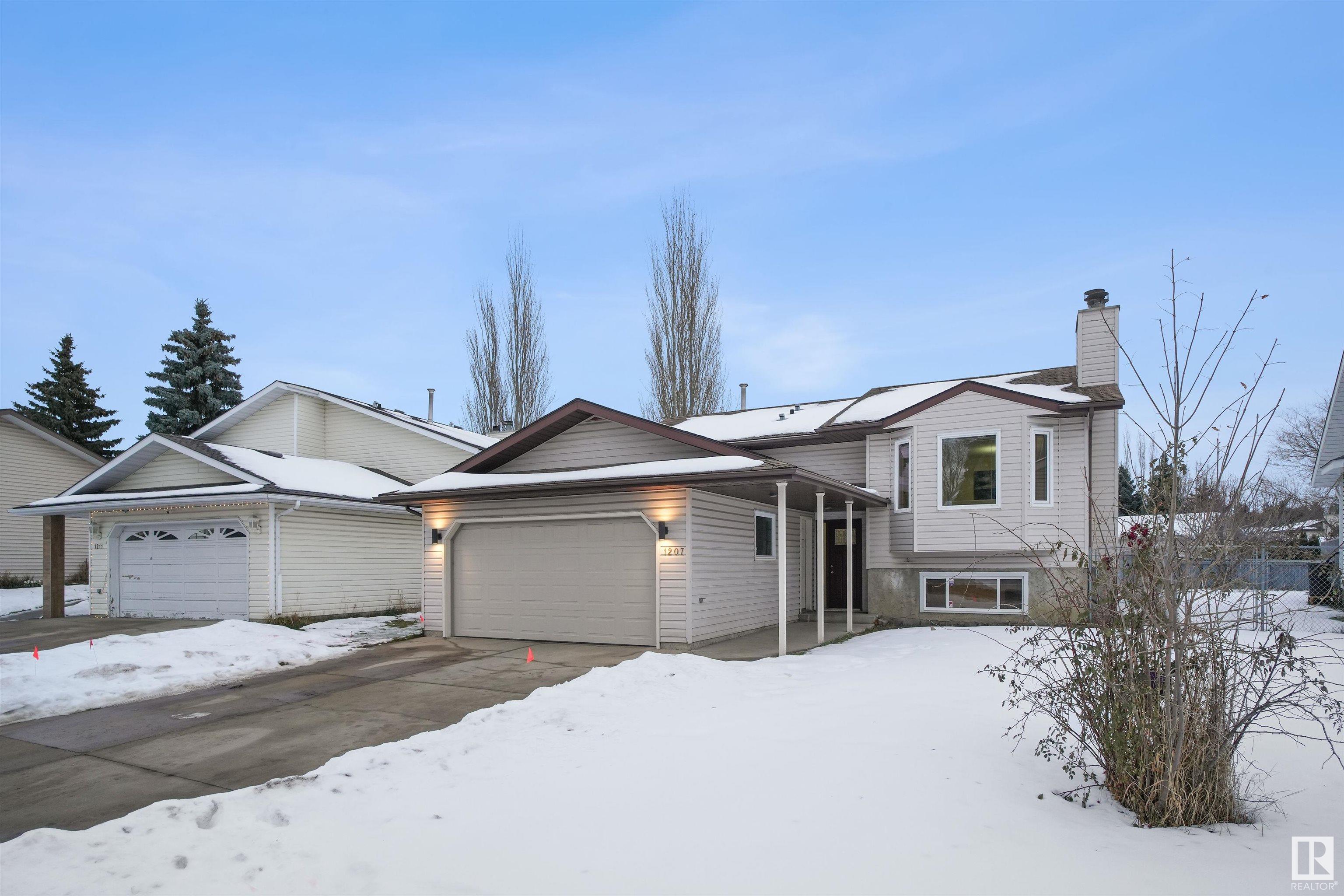 Photo 2 at 1207 54 Street Nw, Sakaw, Edmonton