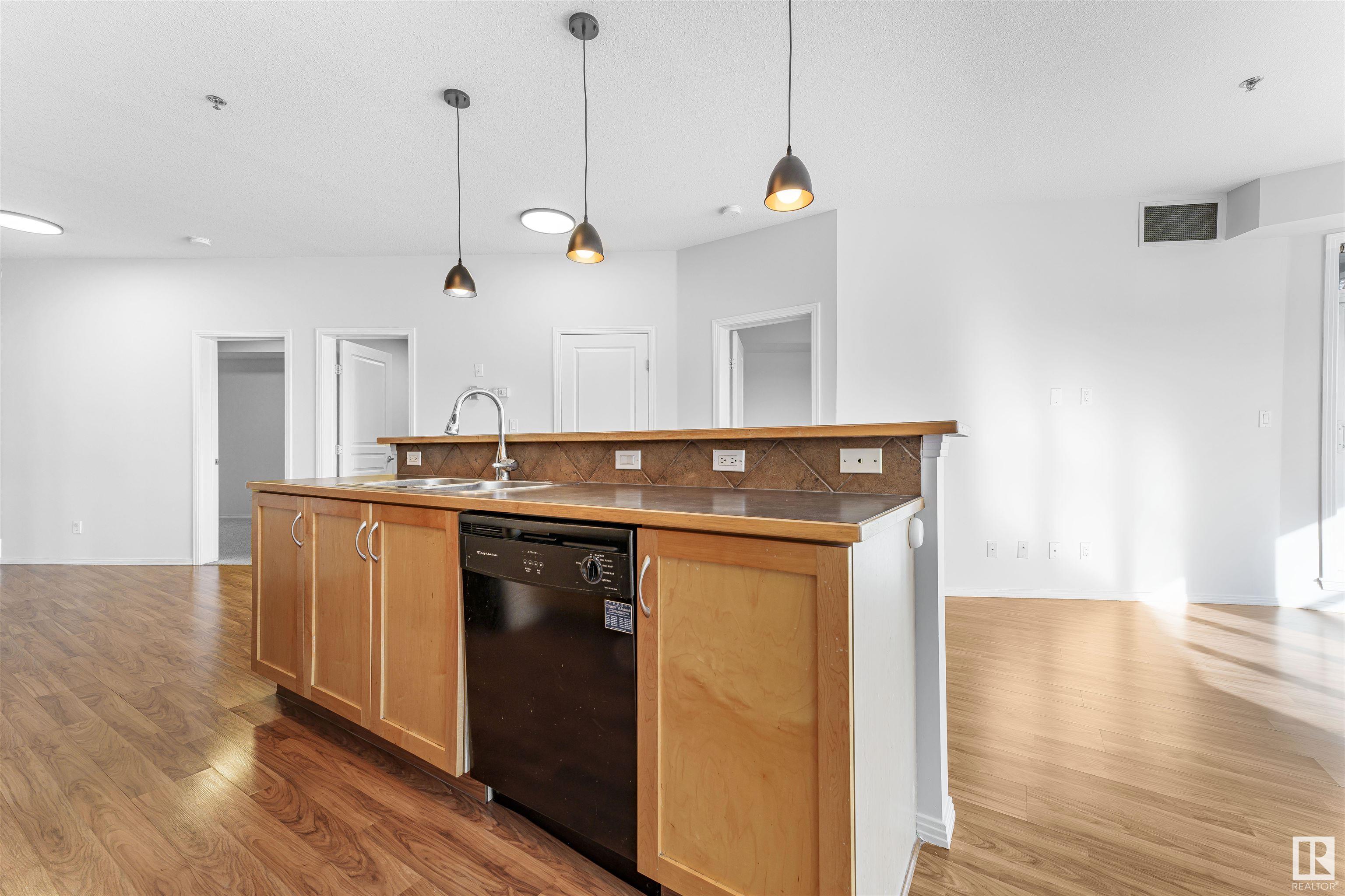 Photo 15 at 107 - 4835 104a Street Nw, Empire Park, Edmonton