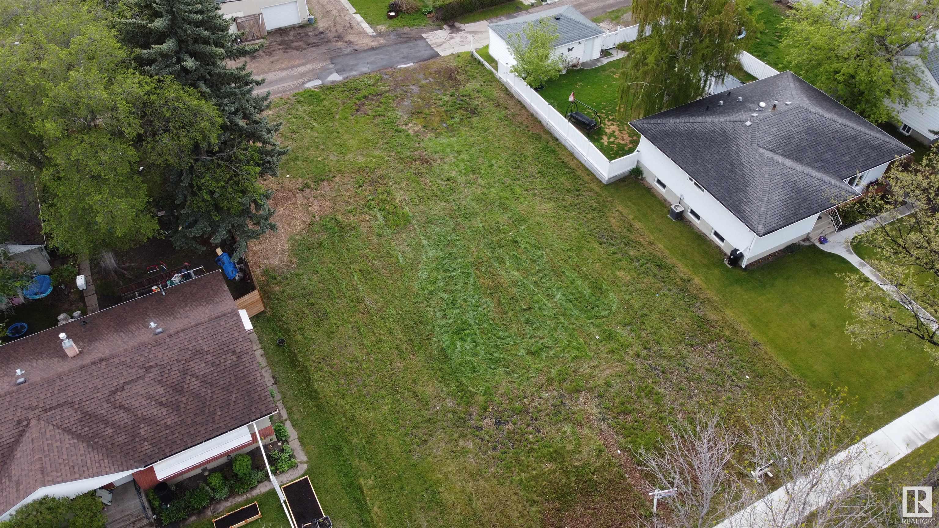 12331 77 Street Nw, Elmwood Park, Edmonton 2