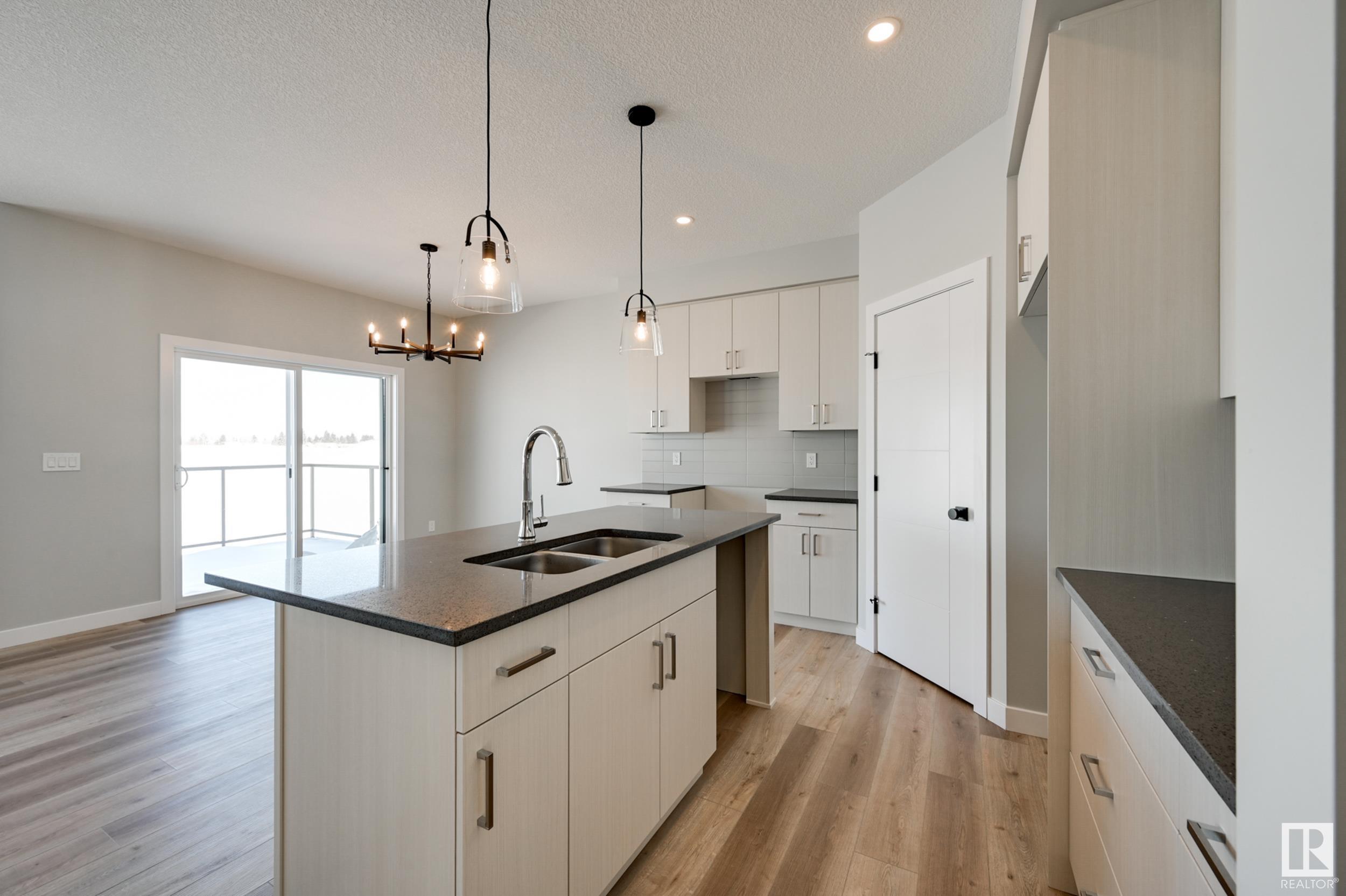 Photo 6 at 10206 92a Avenue, Morinville