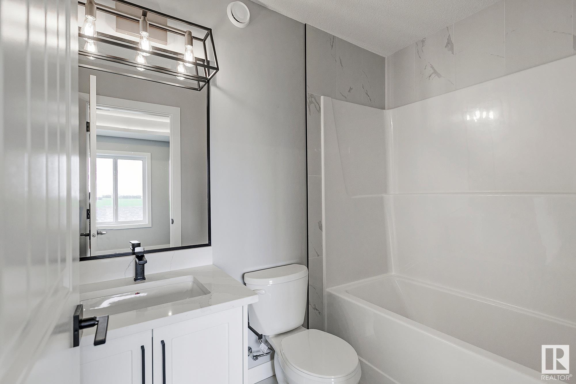 Photo 19 at 9826 107 Avenue, Morinville