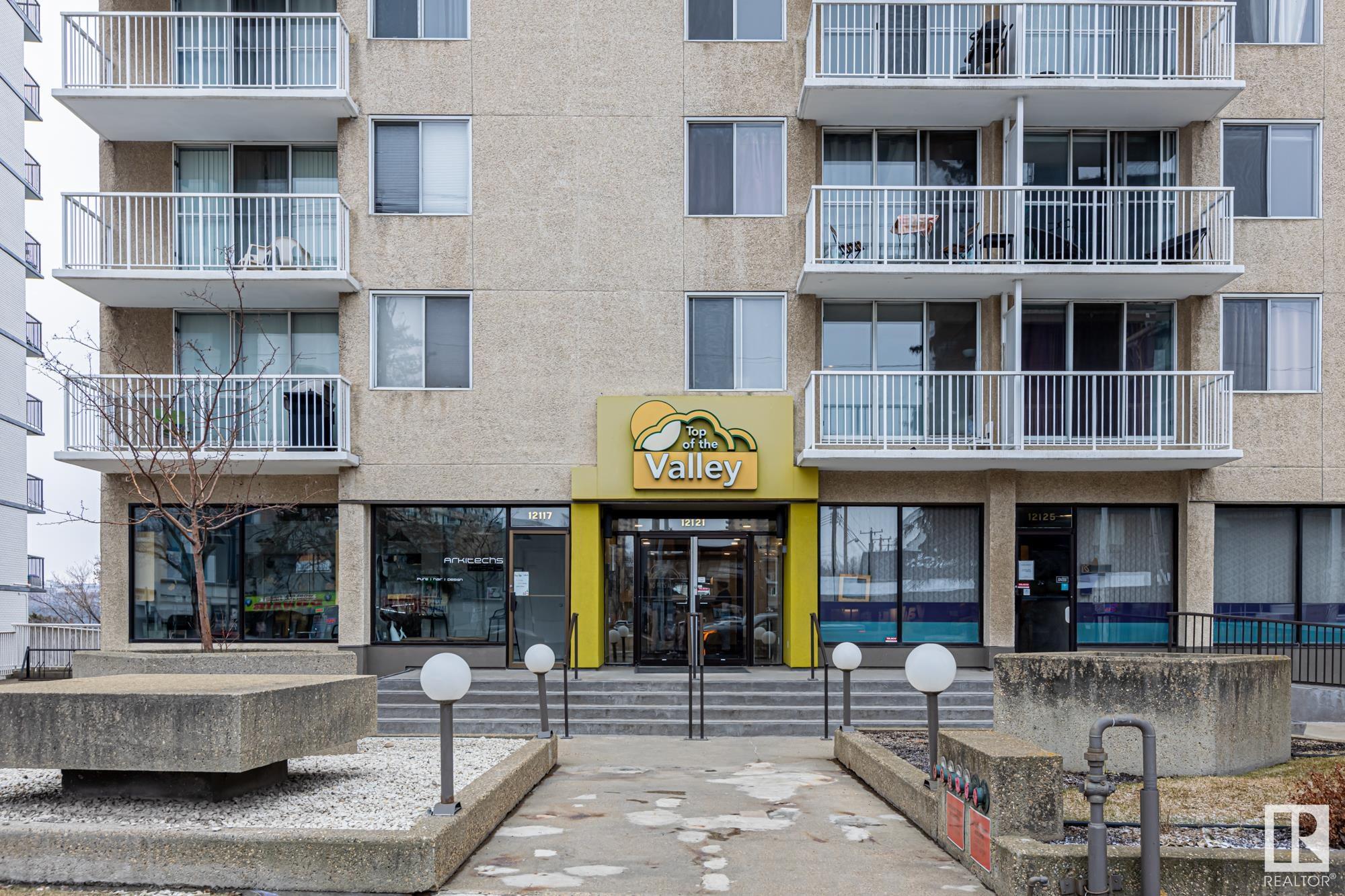 101 - 12121 Jasper Avenue Nw, Wîhkwêntôwin, Edmonton 2