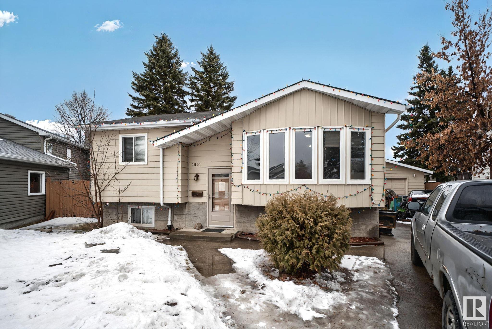 1851 40 Street Nw, Daly Grove, Edmonton 2