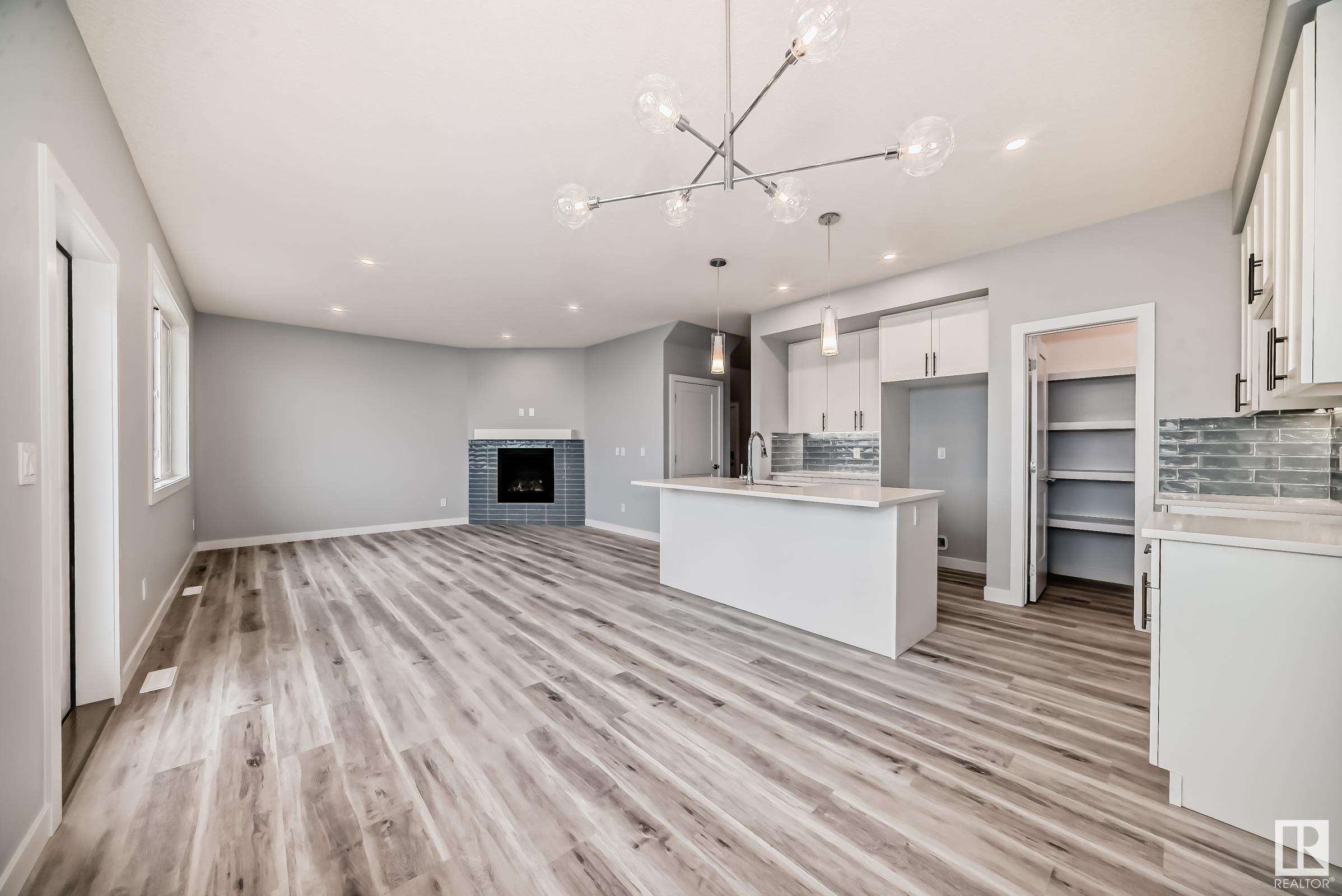 Photo 20 at 10238 92a Avenue, Morinville