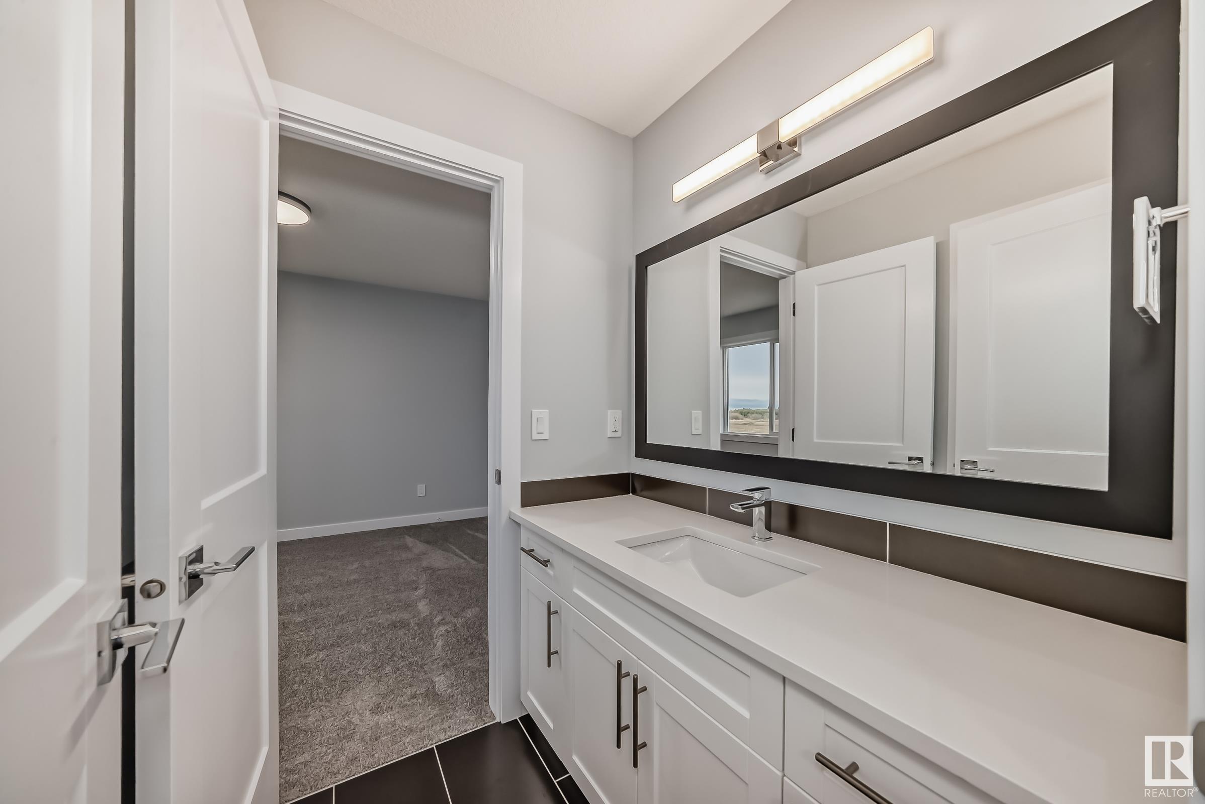 Photo 36 at 10238 92a Avenue, Morinville