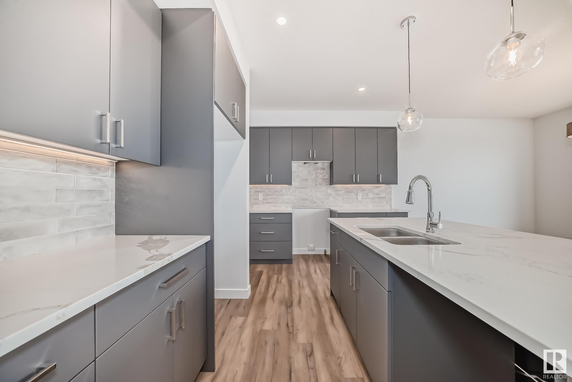 Photo 13 at 10226 92a Avenue, Morinville